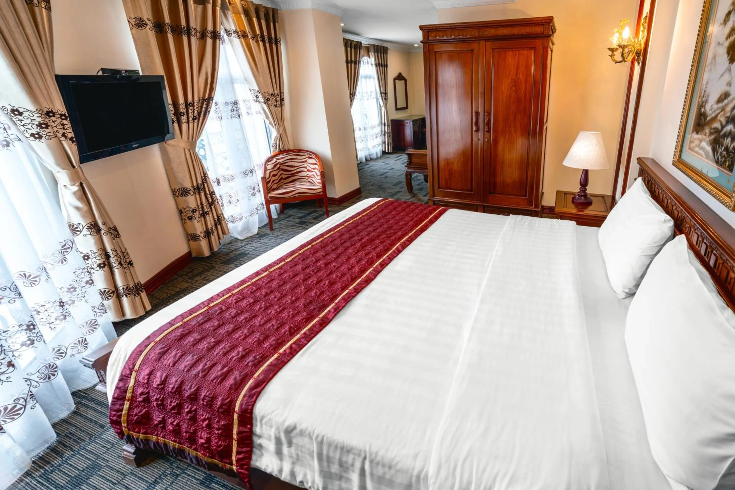 Bed in EDEN HOTEL HÀ NỘI