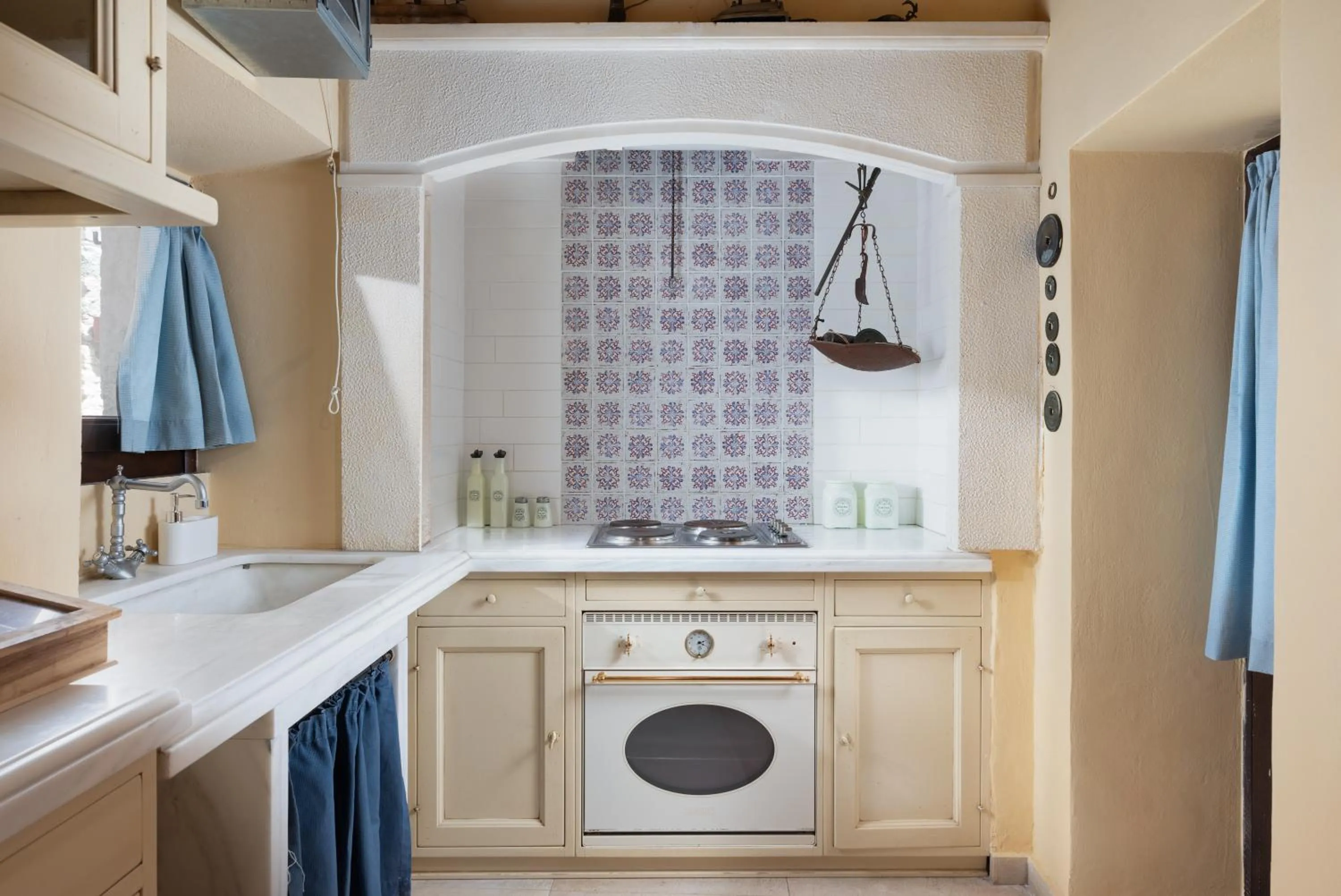 Kitchen or kitchenette in Kalimera Archanes Village