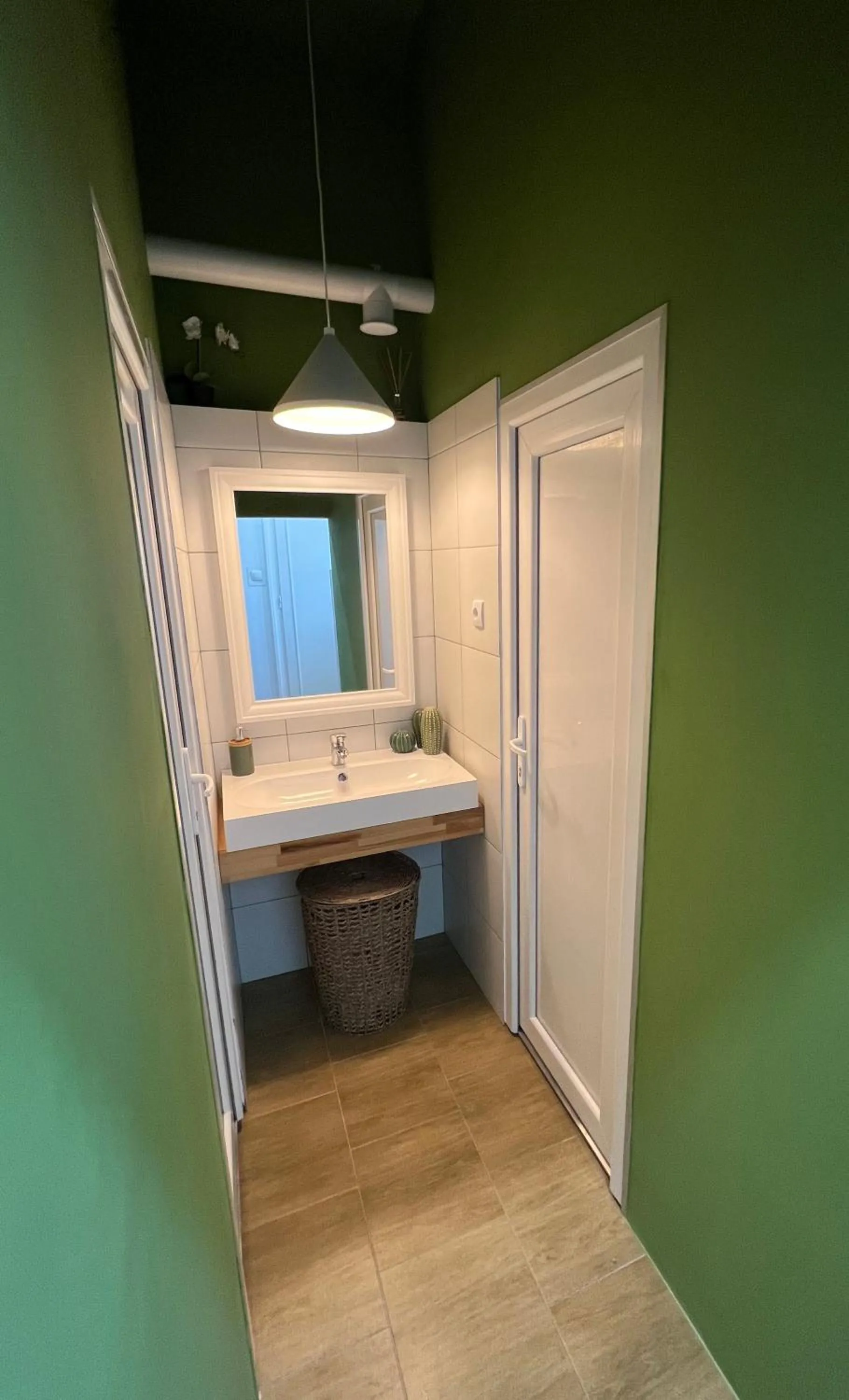 Bathroom in Cabbage Hostel