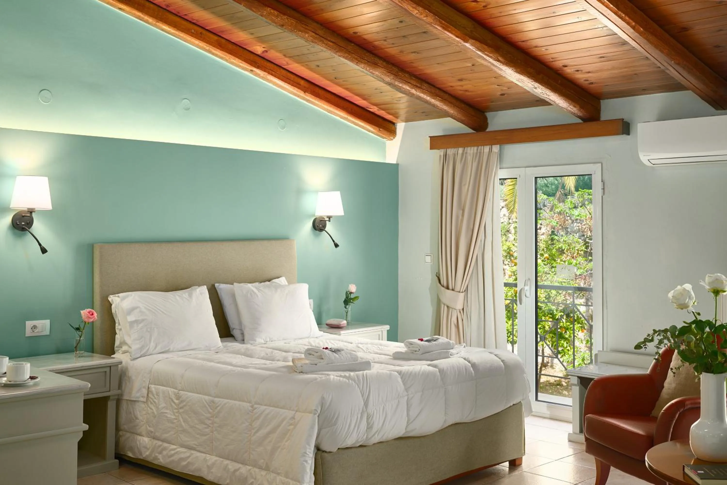 Bed in Parnassos Delphi Hotel