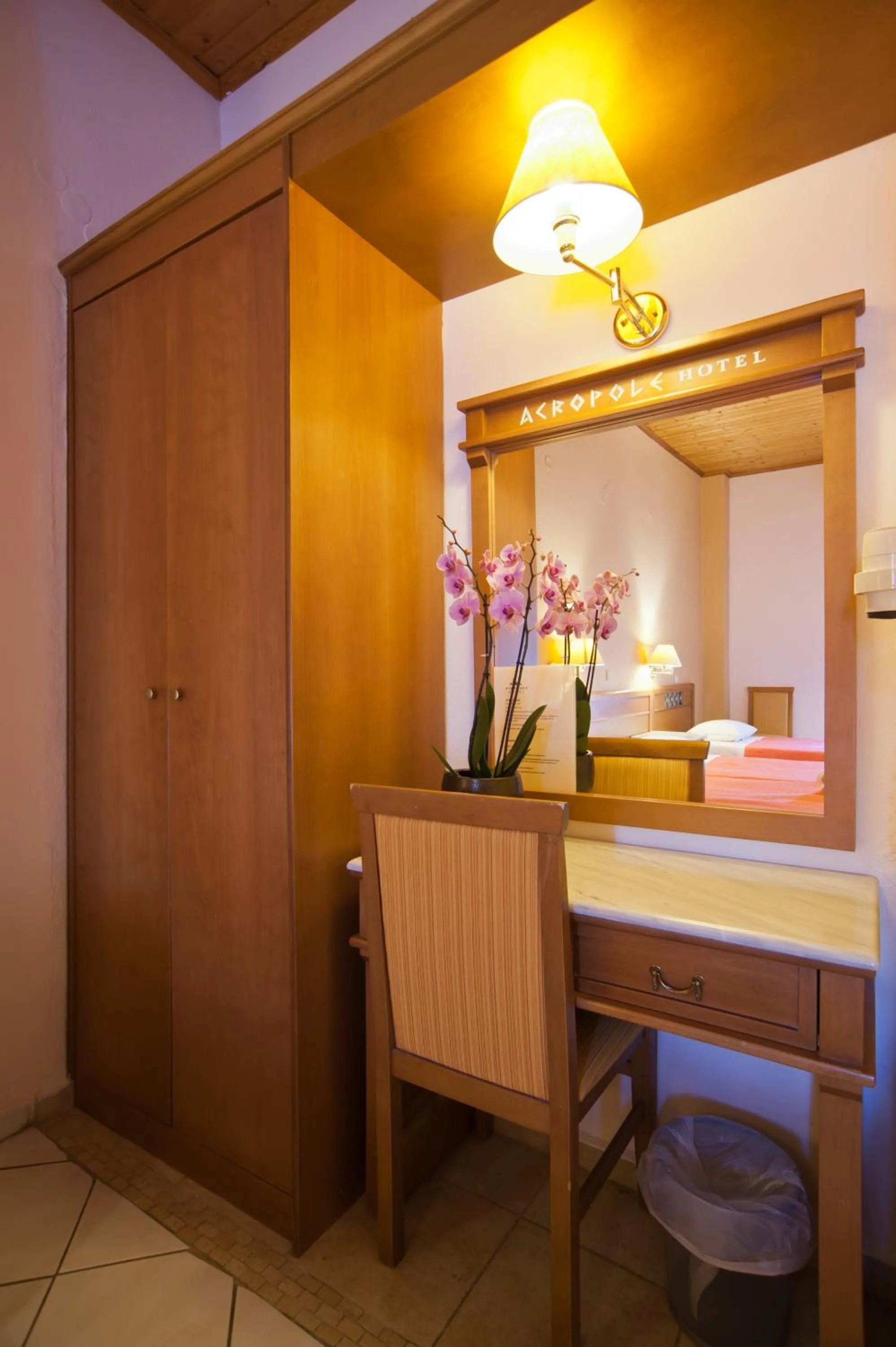 Decorative detail in Acropole Delphi City Hotel