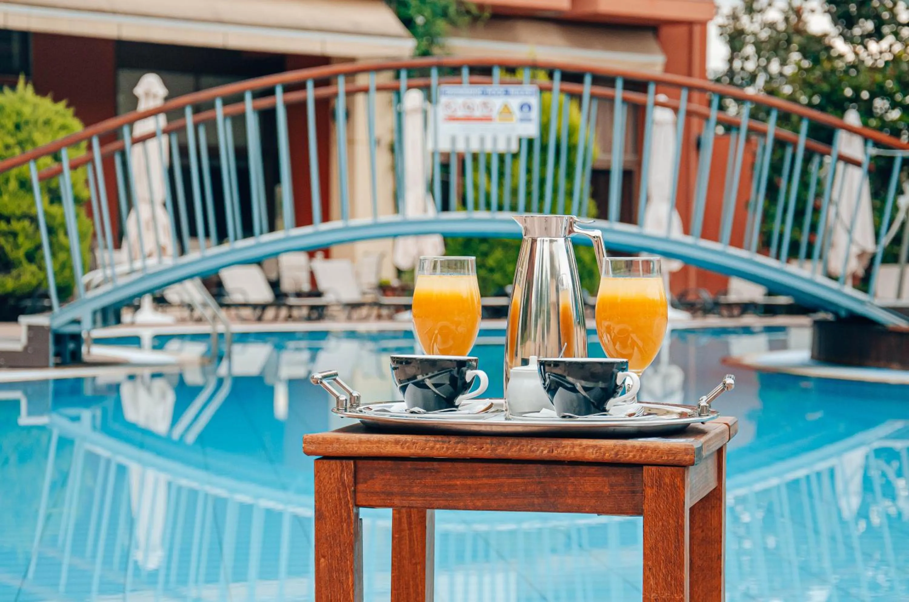 Restaurant/places to eat in Ambassador Hotel Thessaloniki