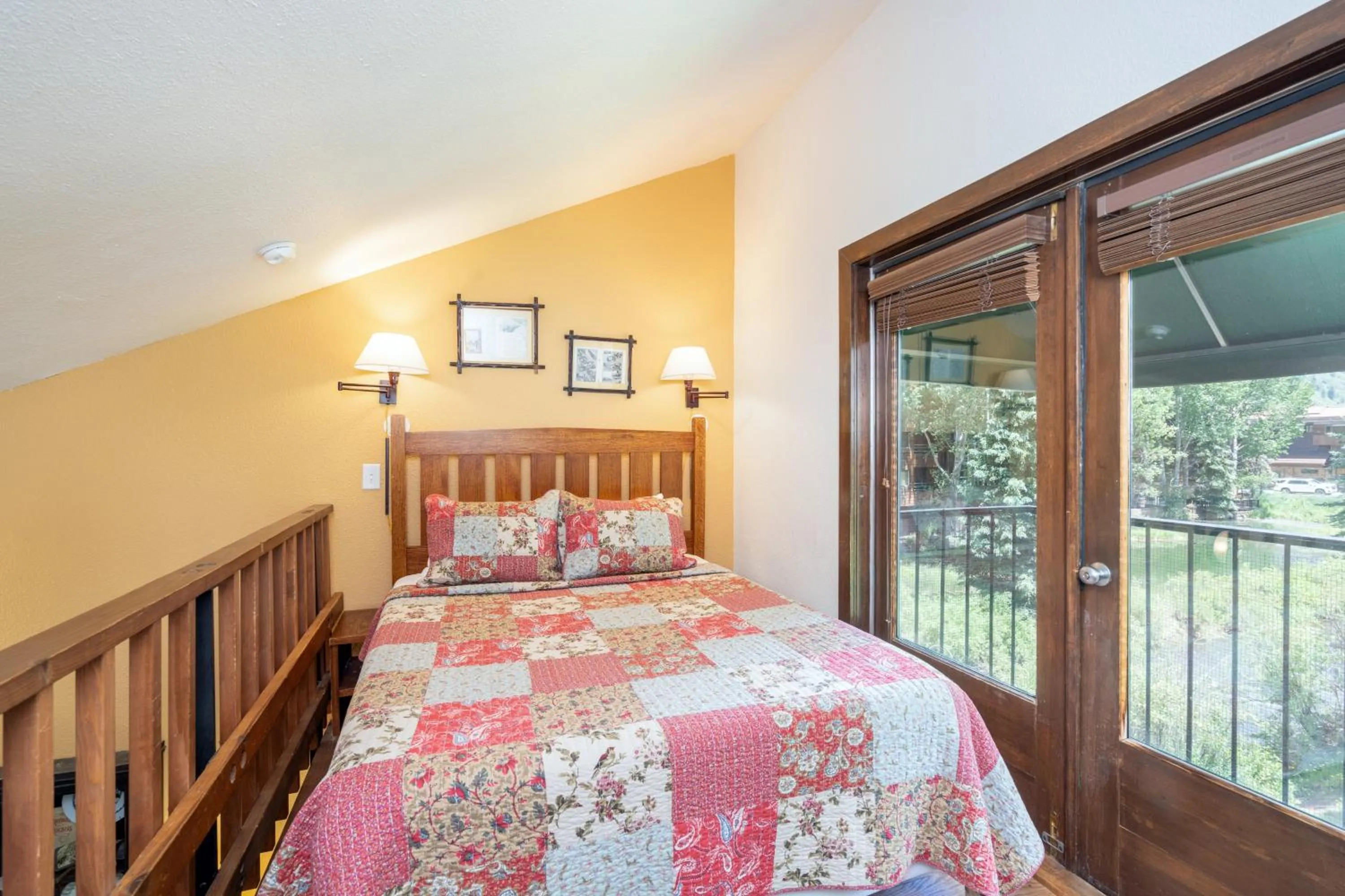 Bed in Manitou Lodge 6 by Alpine Lodging Telluride