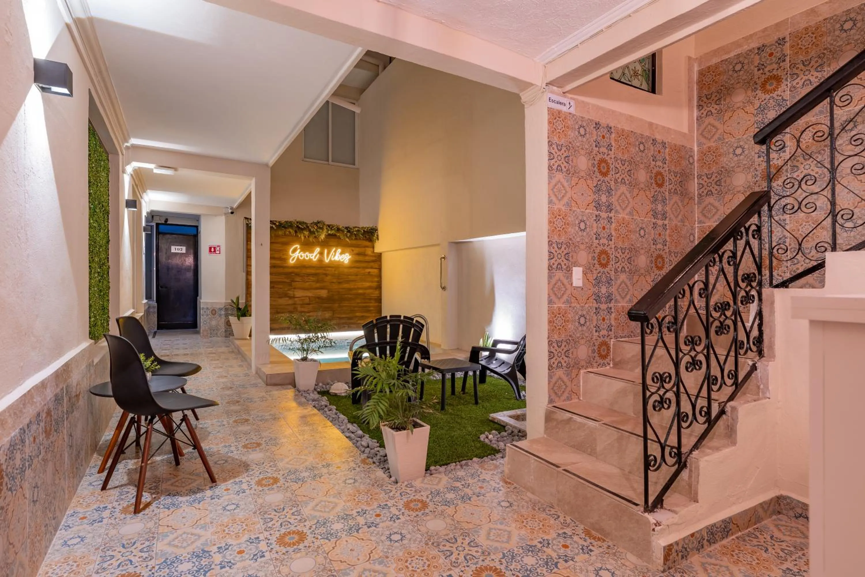 Swimming pool in Hotel Brisas 5a AV, Playa del Carmen