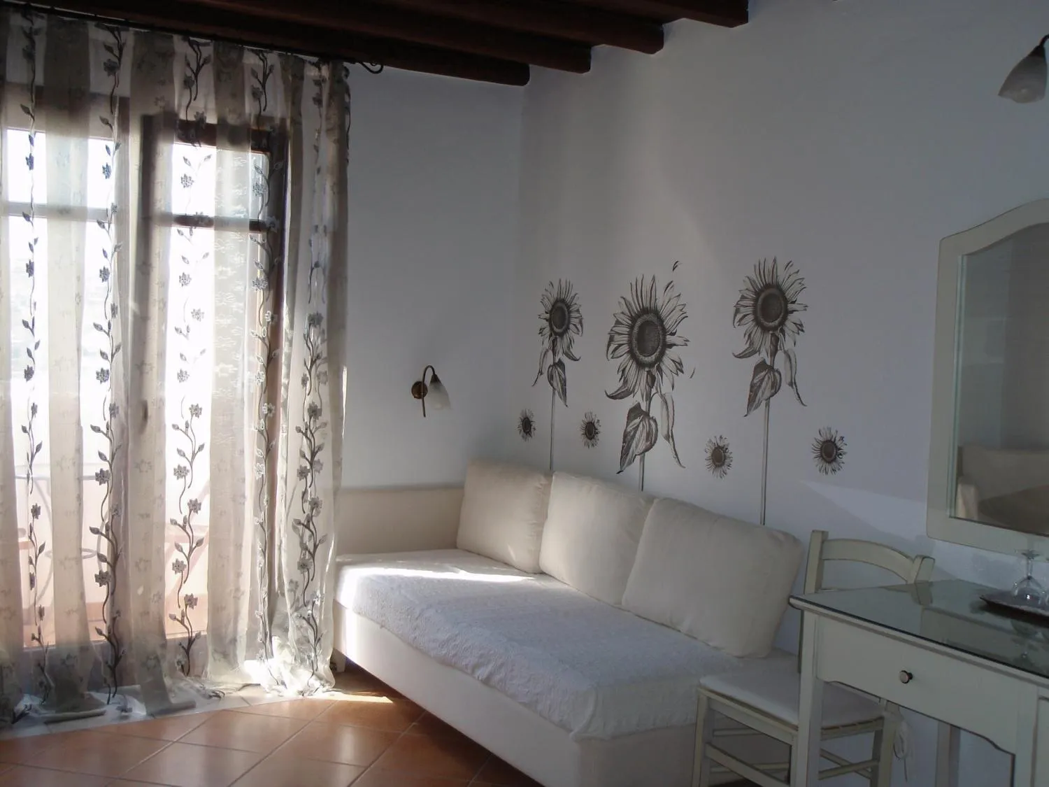 Living room in Paradision Hotel