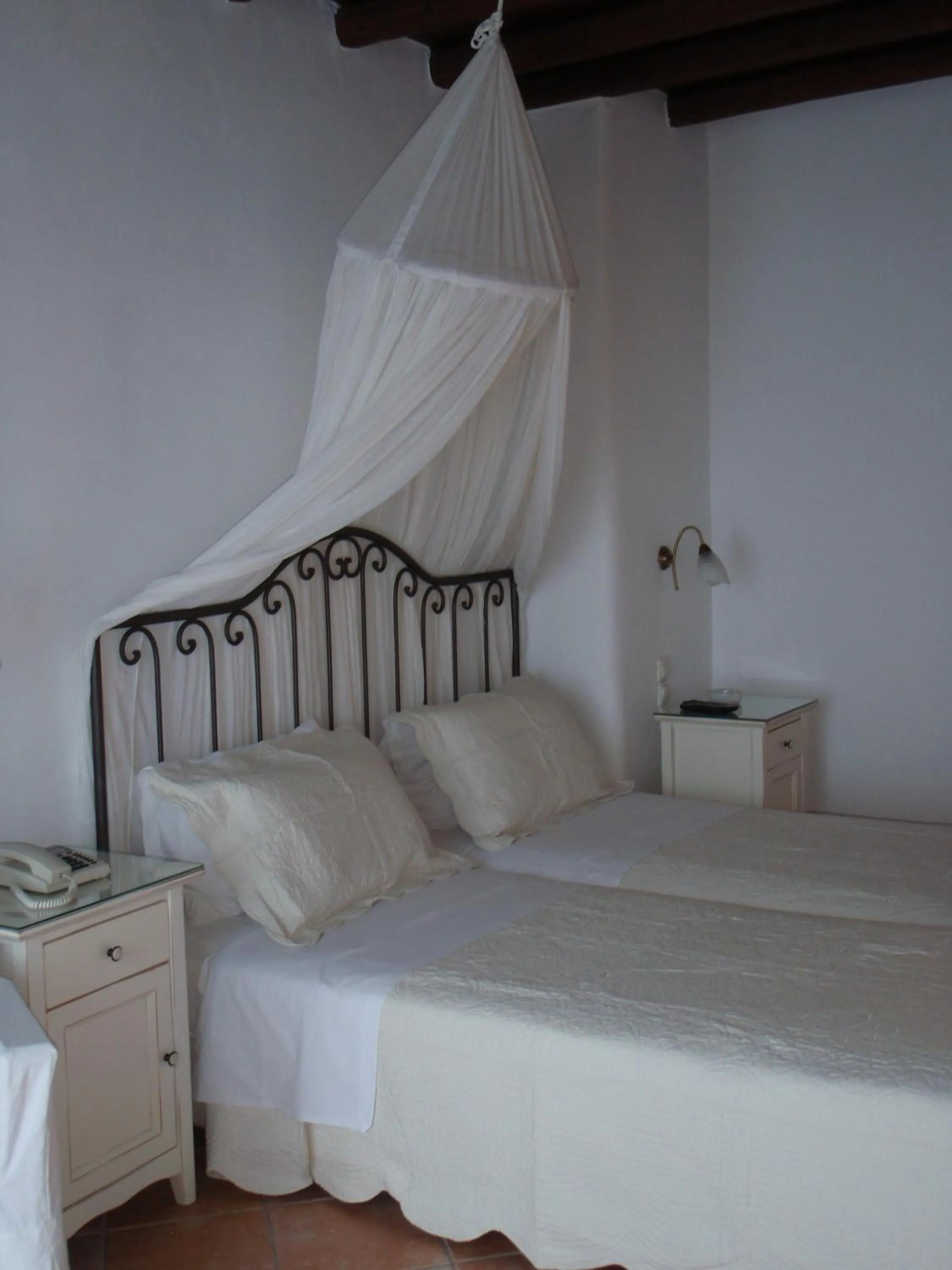 Bed in Paradision Hotel