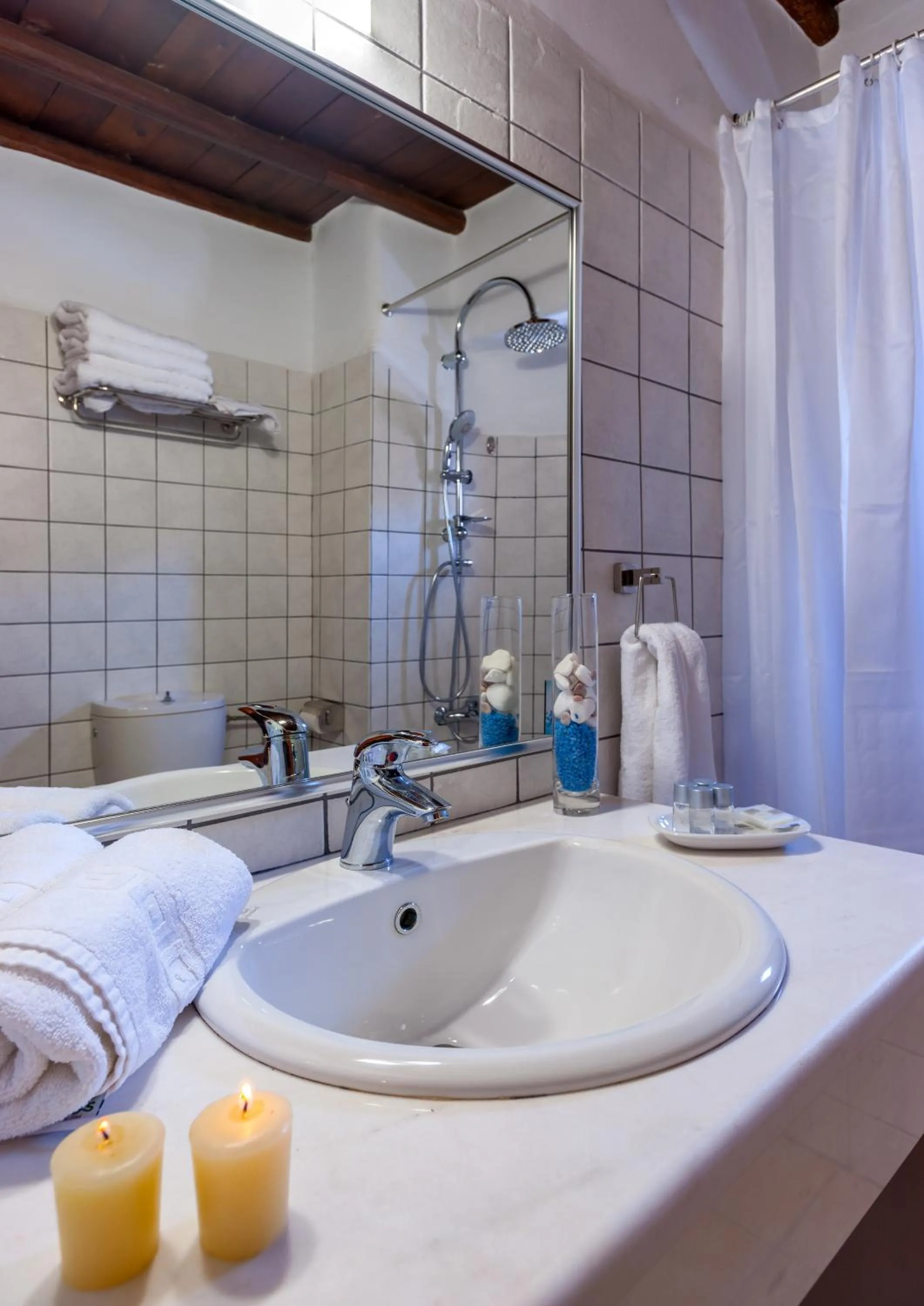 Bathroom in Paradision Hotel