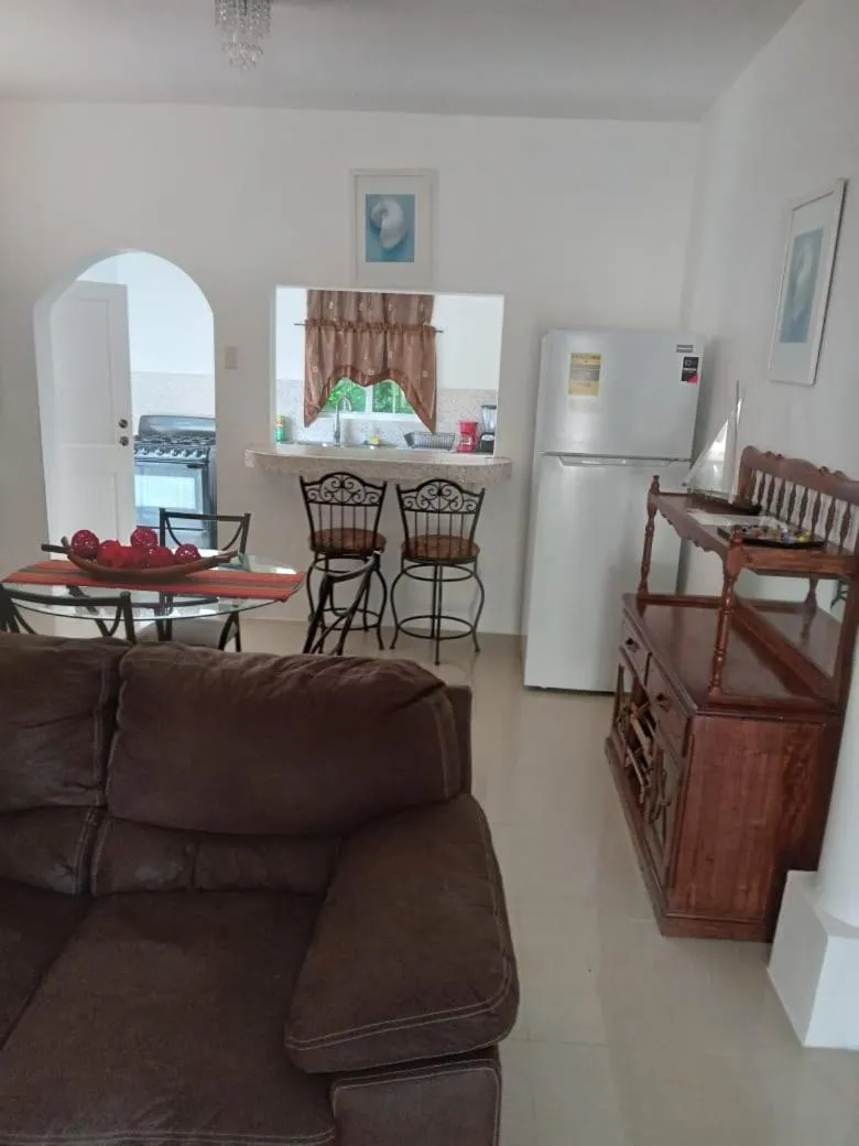 Kitchen or kitchenette in Comfy Guest Rooms