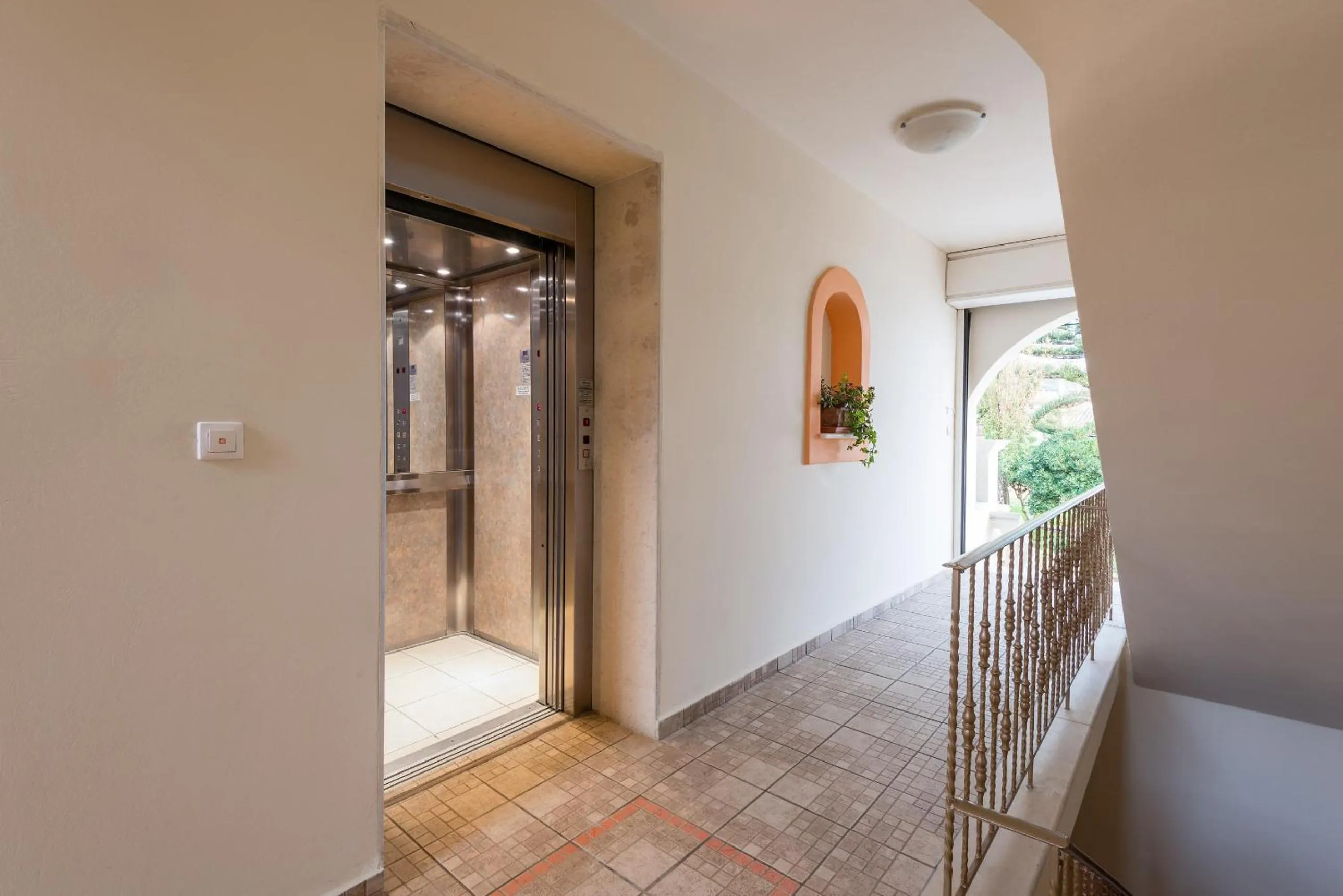 Facade/entrance in Andreolas Luxury Suites