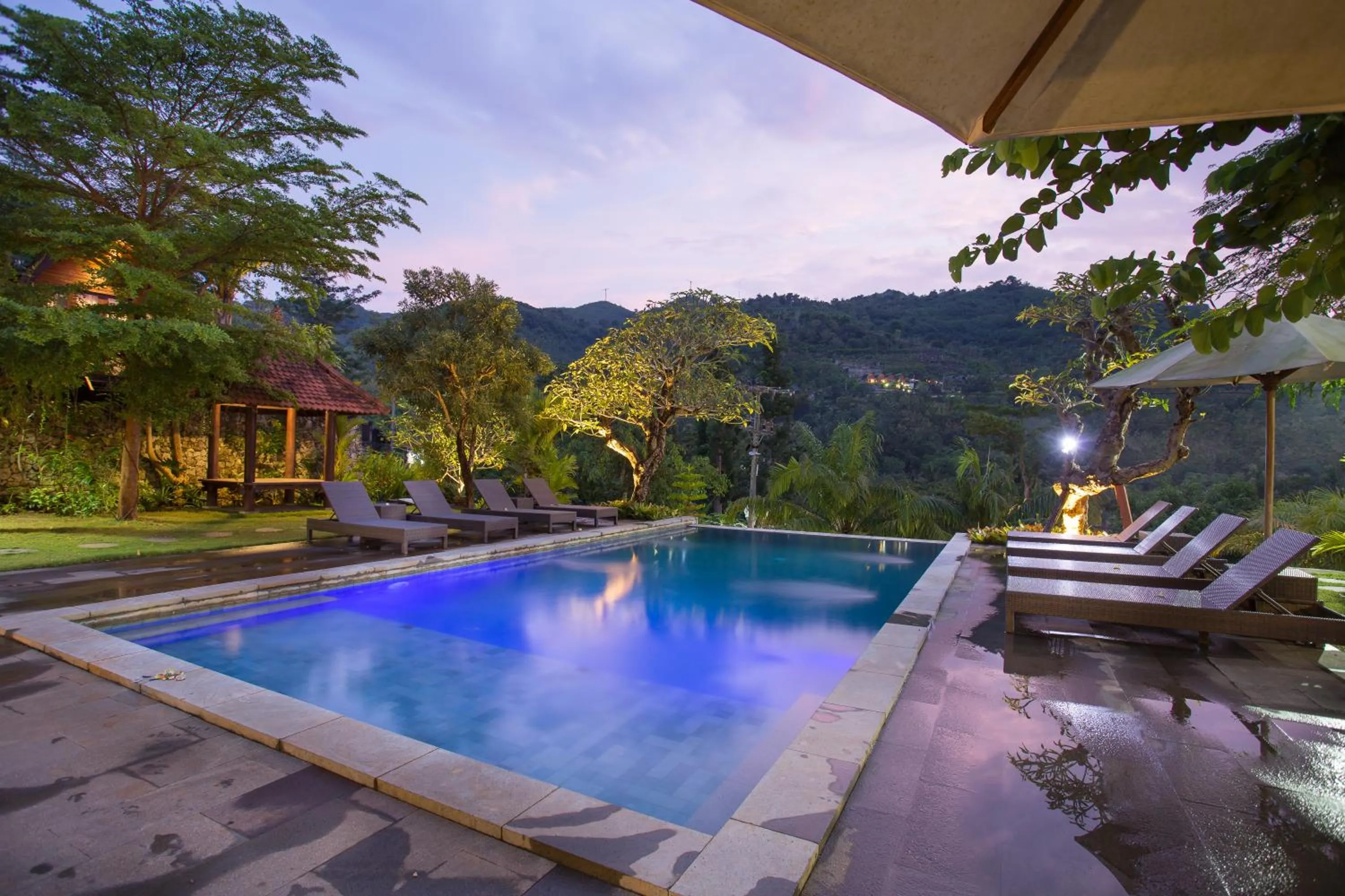 Swimming pool in Klumpu Hill Villas Nusa Penida