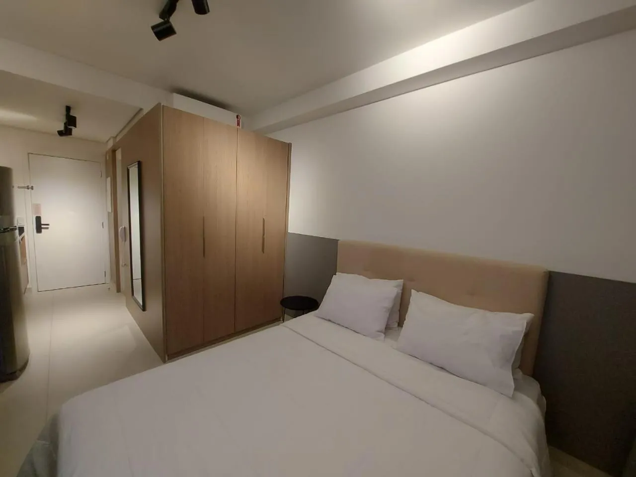 Photo of the whole room, Bed in Lindo studio em Moema