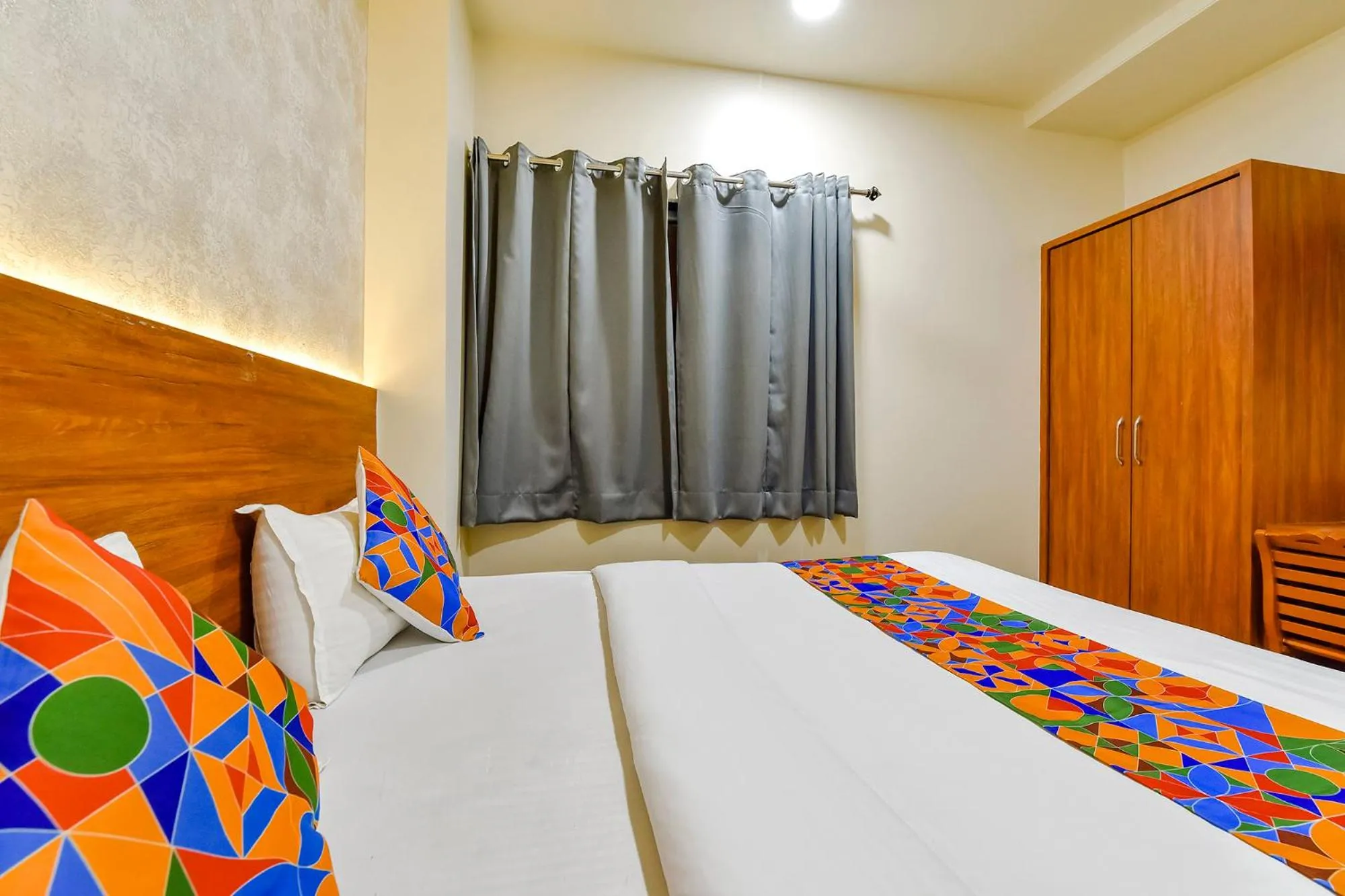 Bed in FabHotel KPL Prime