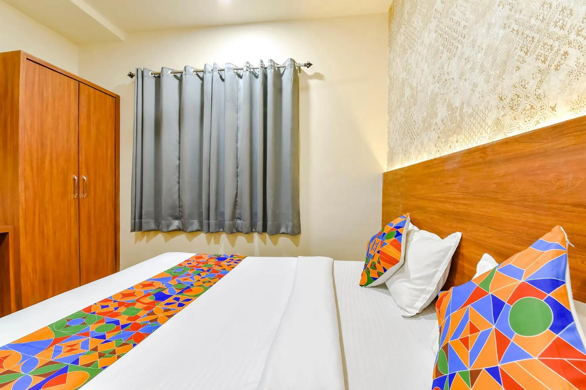 Bed in FabHotel KPL Prime