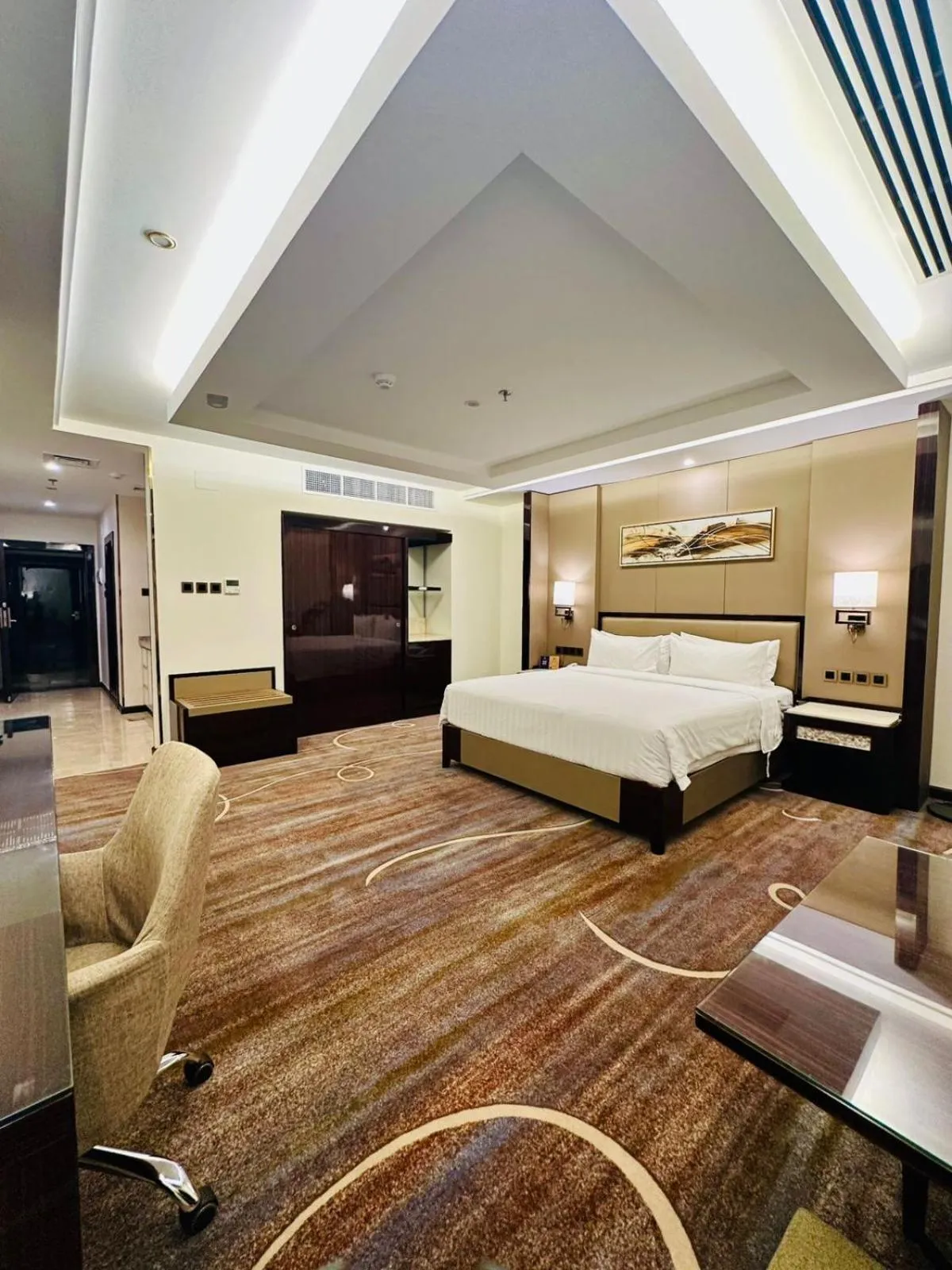 Bedroom, Bed in Al Ertiqaa Hotel