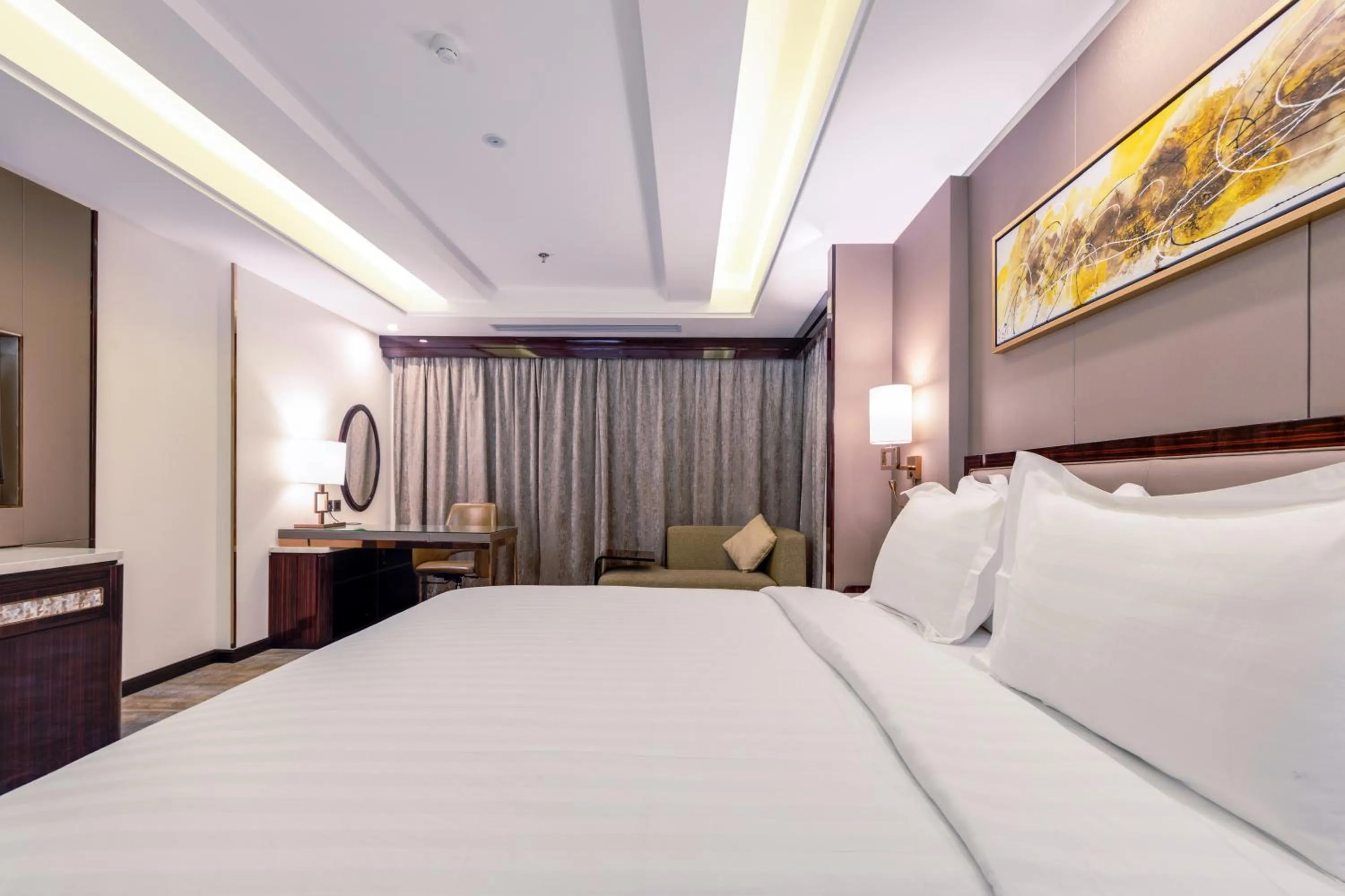 Bed in Al Ertiqaa Hotel