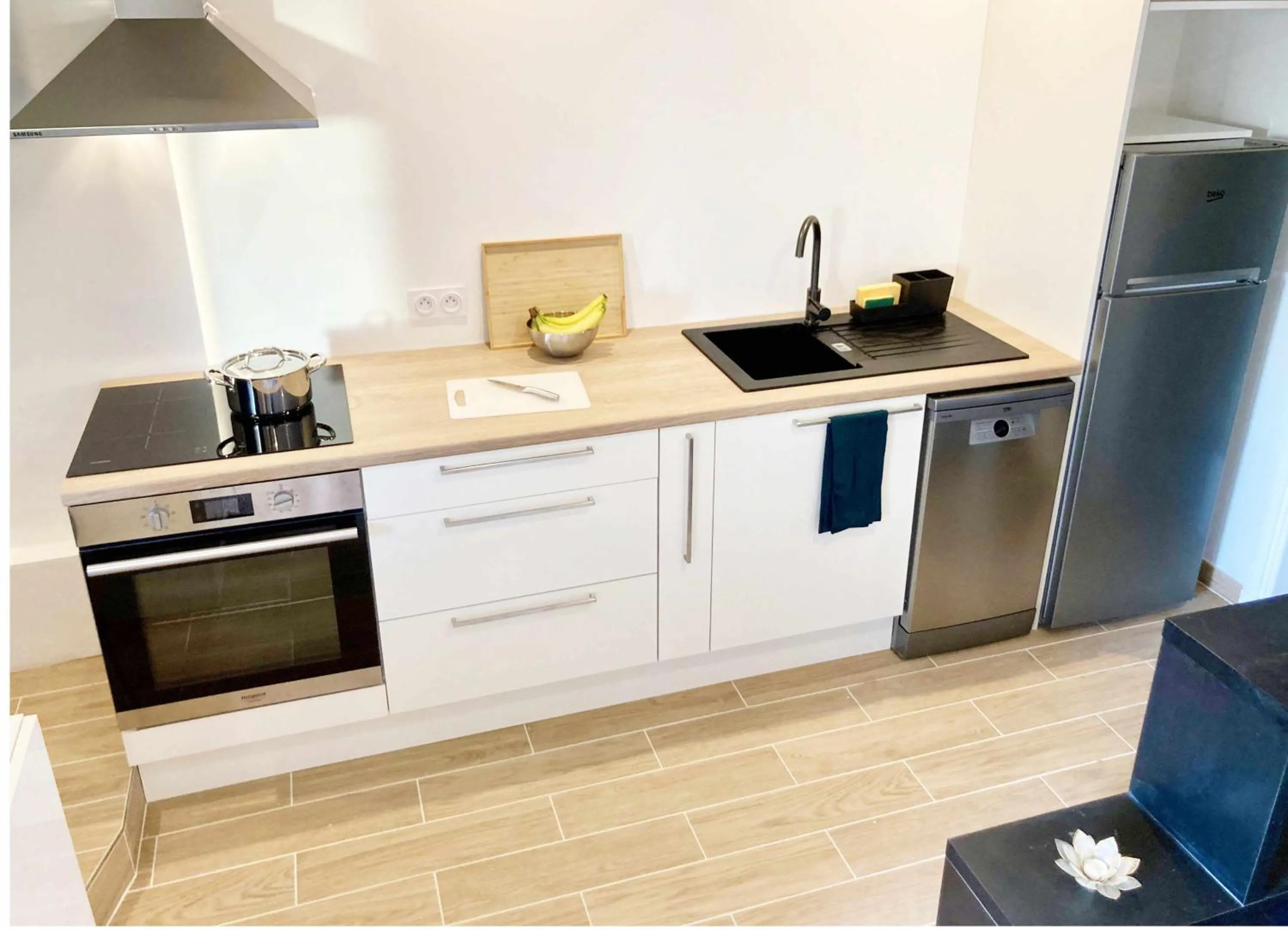 New studio 10 minutes' walk from the beach