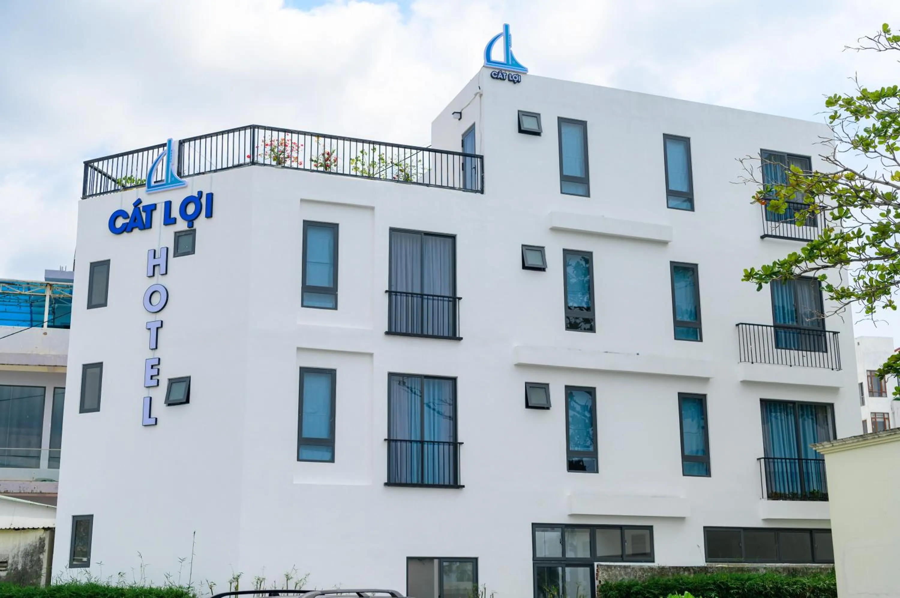 Property building in Cát Lợi Phú Quốc Hotel