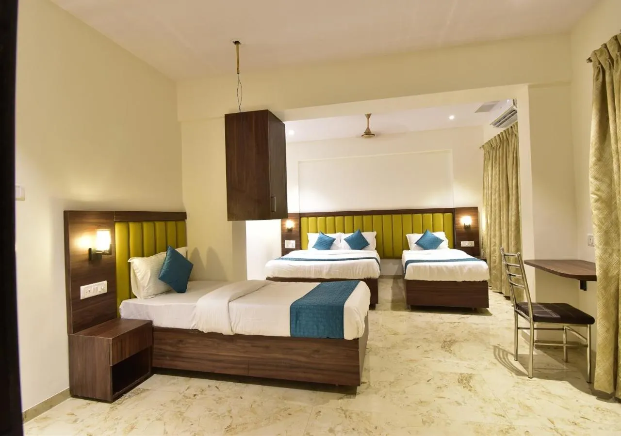 Bed in Hotel Candor Amigo Airoli Mind Space