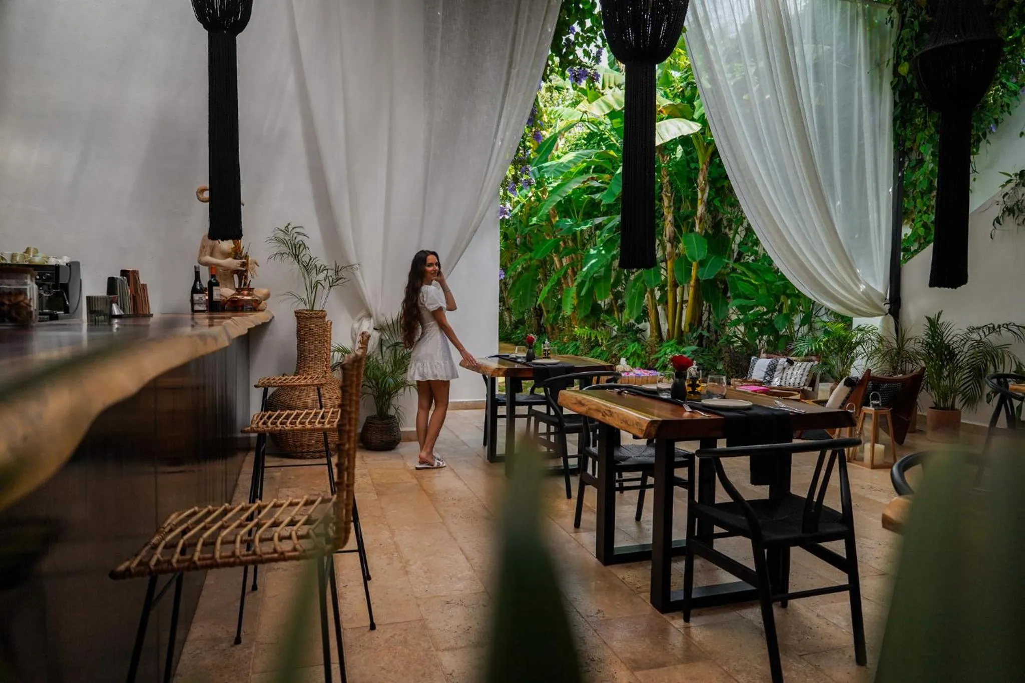 Restaurant/places to eat in Olbil Hotel Boutique