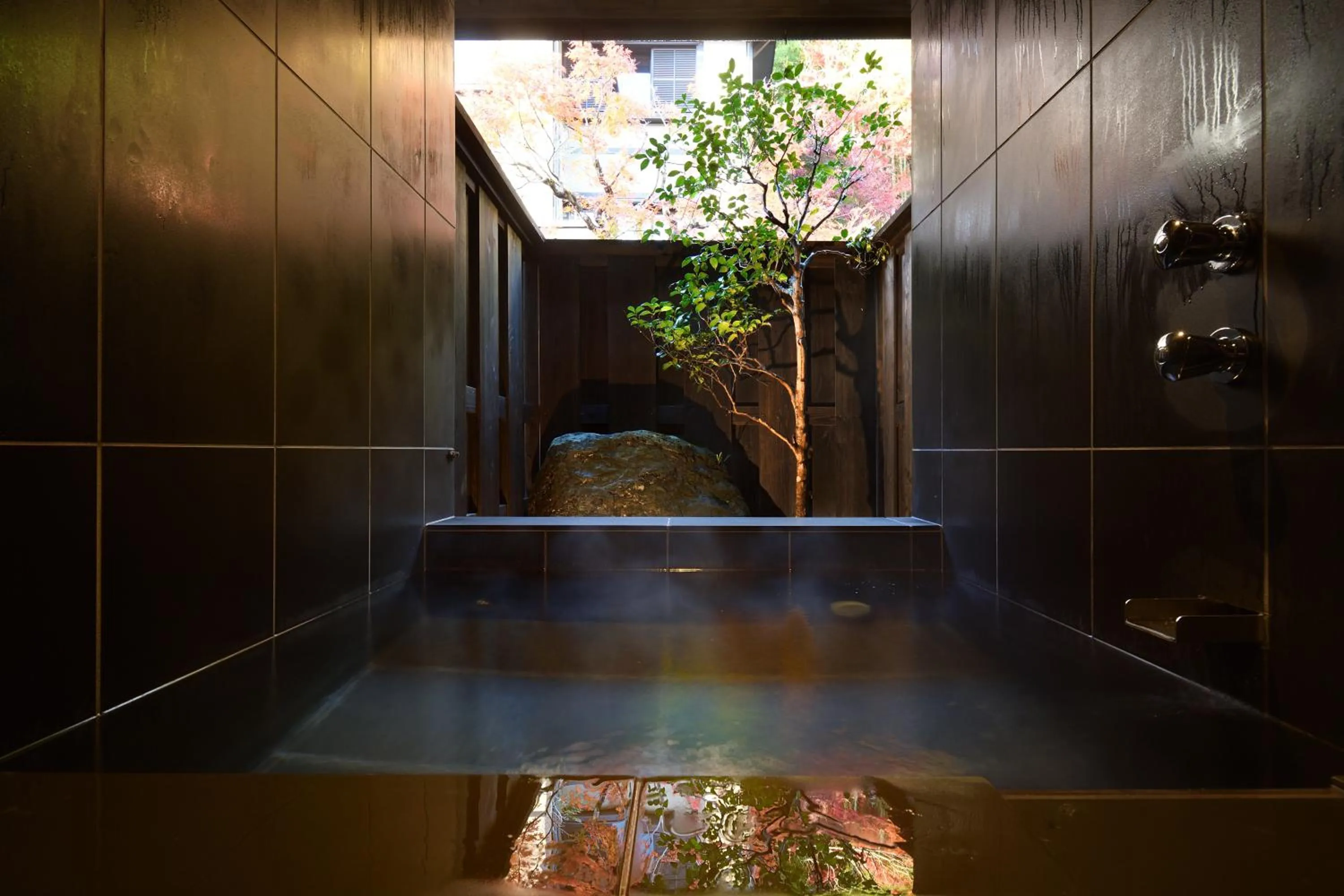 Bathroom in Oni no Sumika