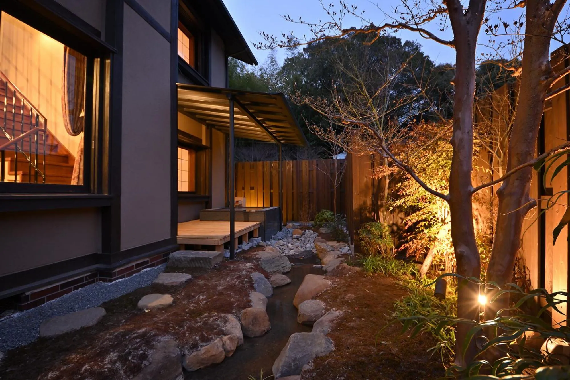 Garden in Oni no Sumika