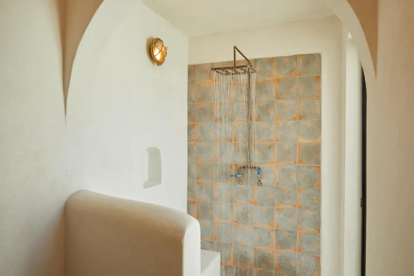 Shower in DUNA by DW