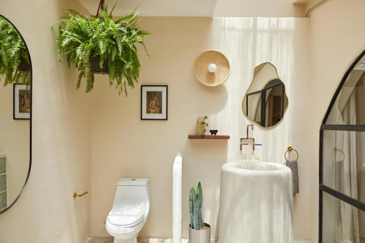 Bathroom in DUNA by DW