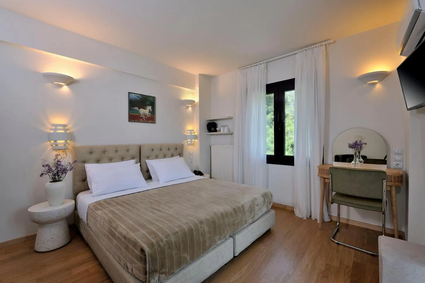 Bedroom, Bed in Dryades & Orion Hotel