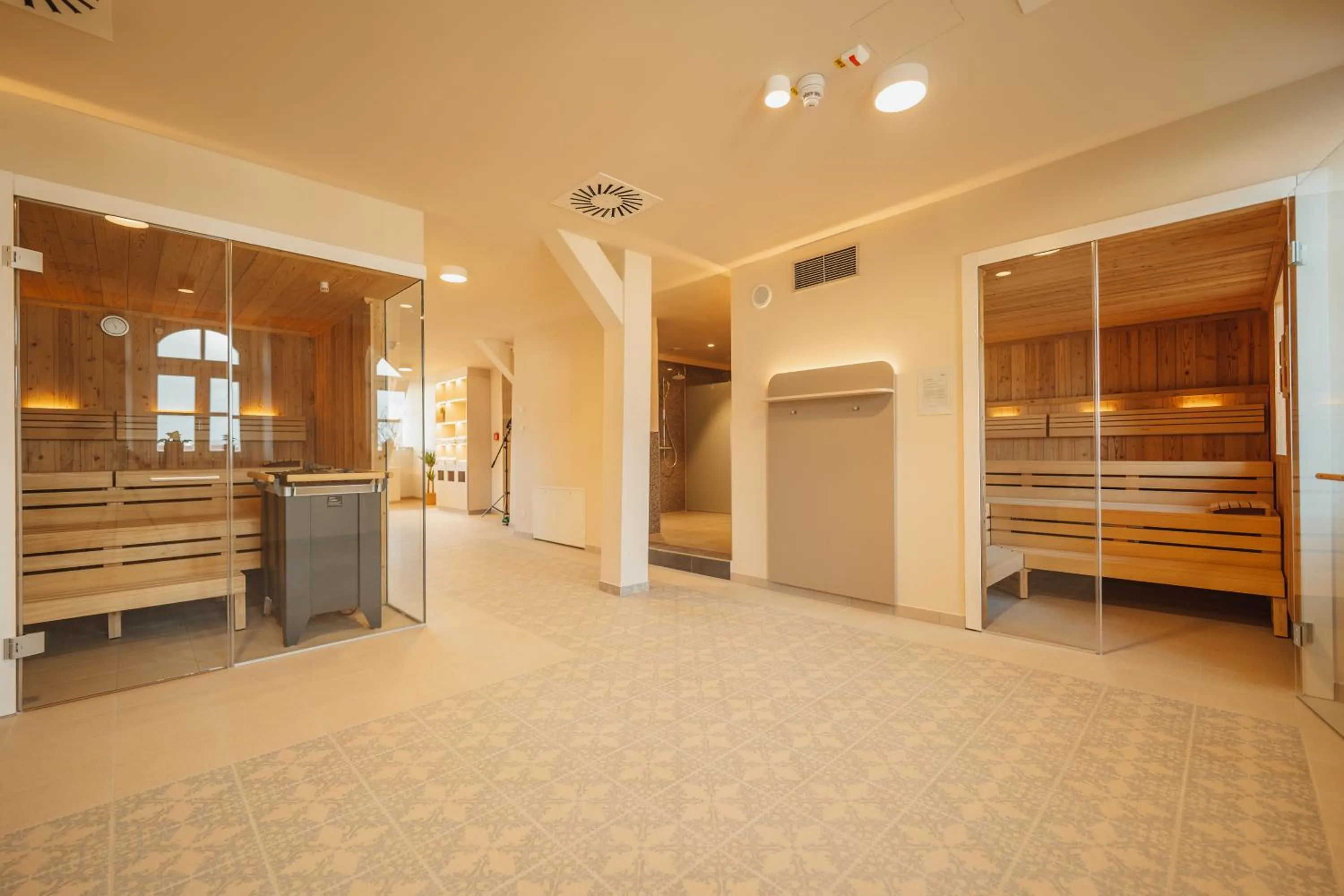 Sauna, Bed in Hotel Amalia - Boutique Hotel