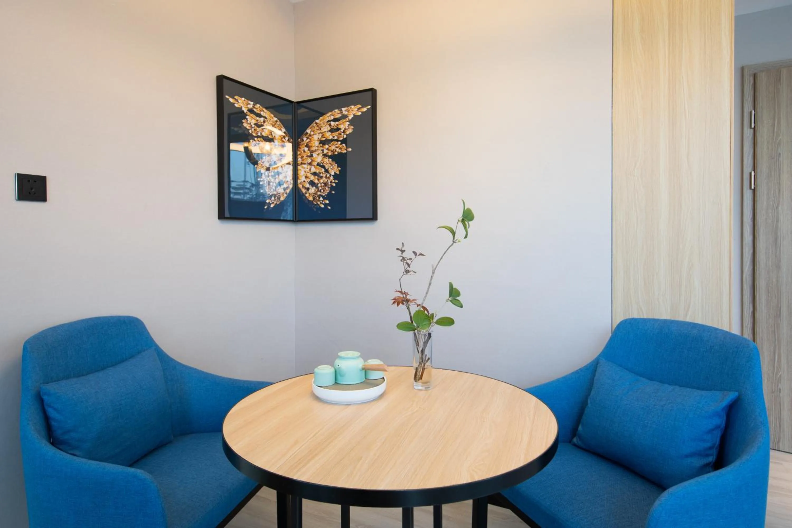 Living room in Ausotel by Argyle Baiyun International Airport Renhe Metro Exit B