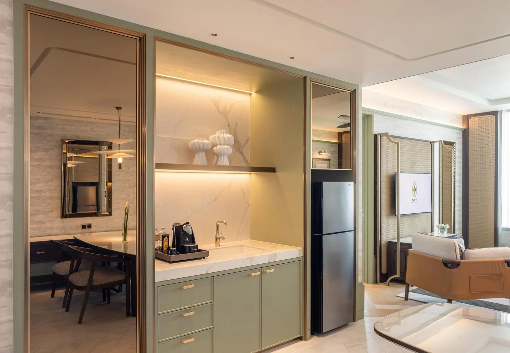 oven in Eastin Grand Hotel Phayathai