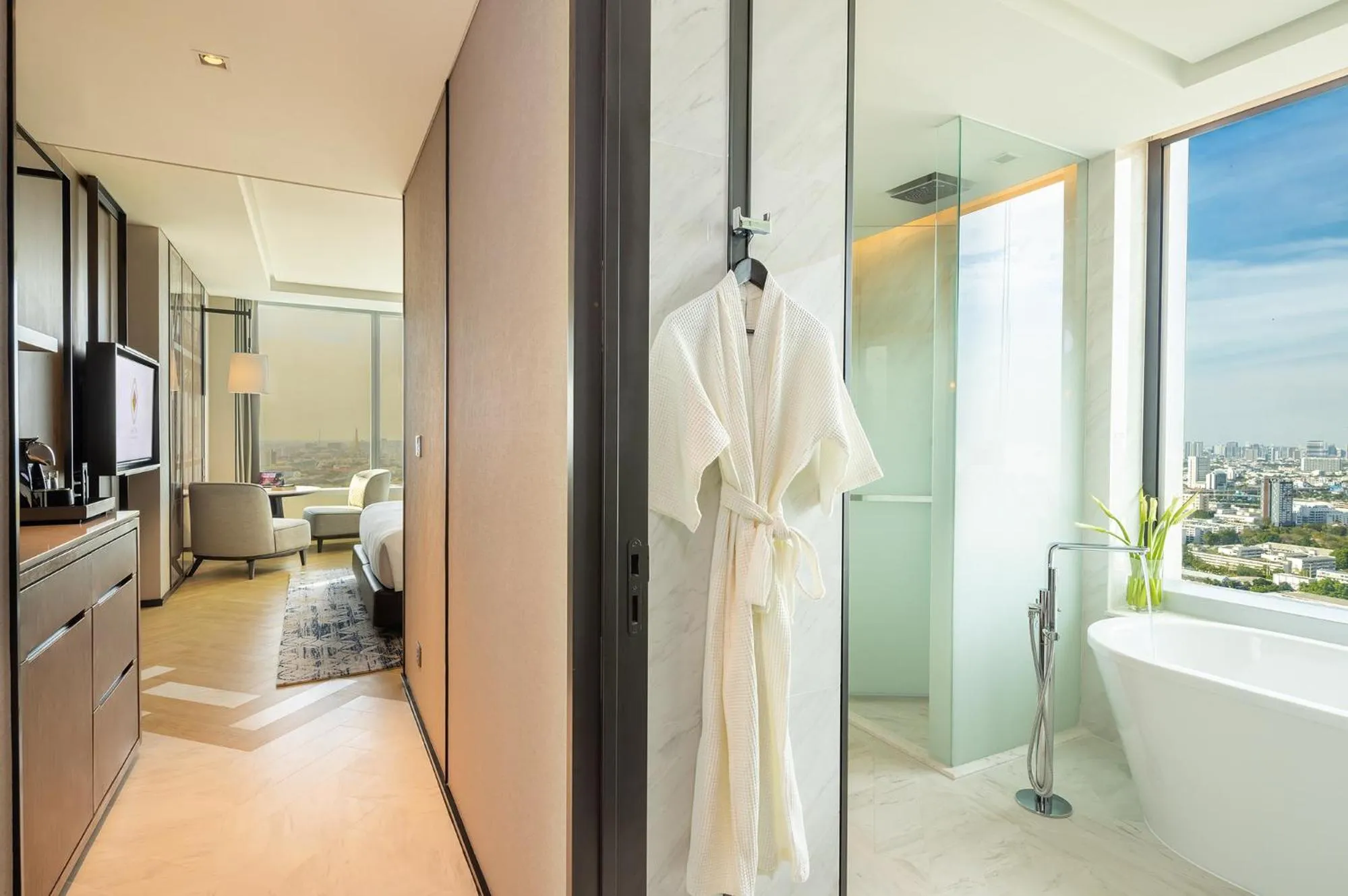 Bathroom in Eastin Grand Hotel Phayathai
