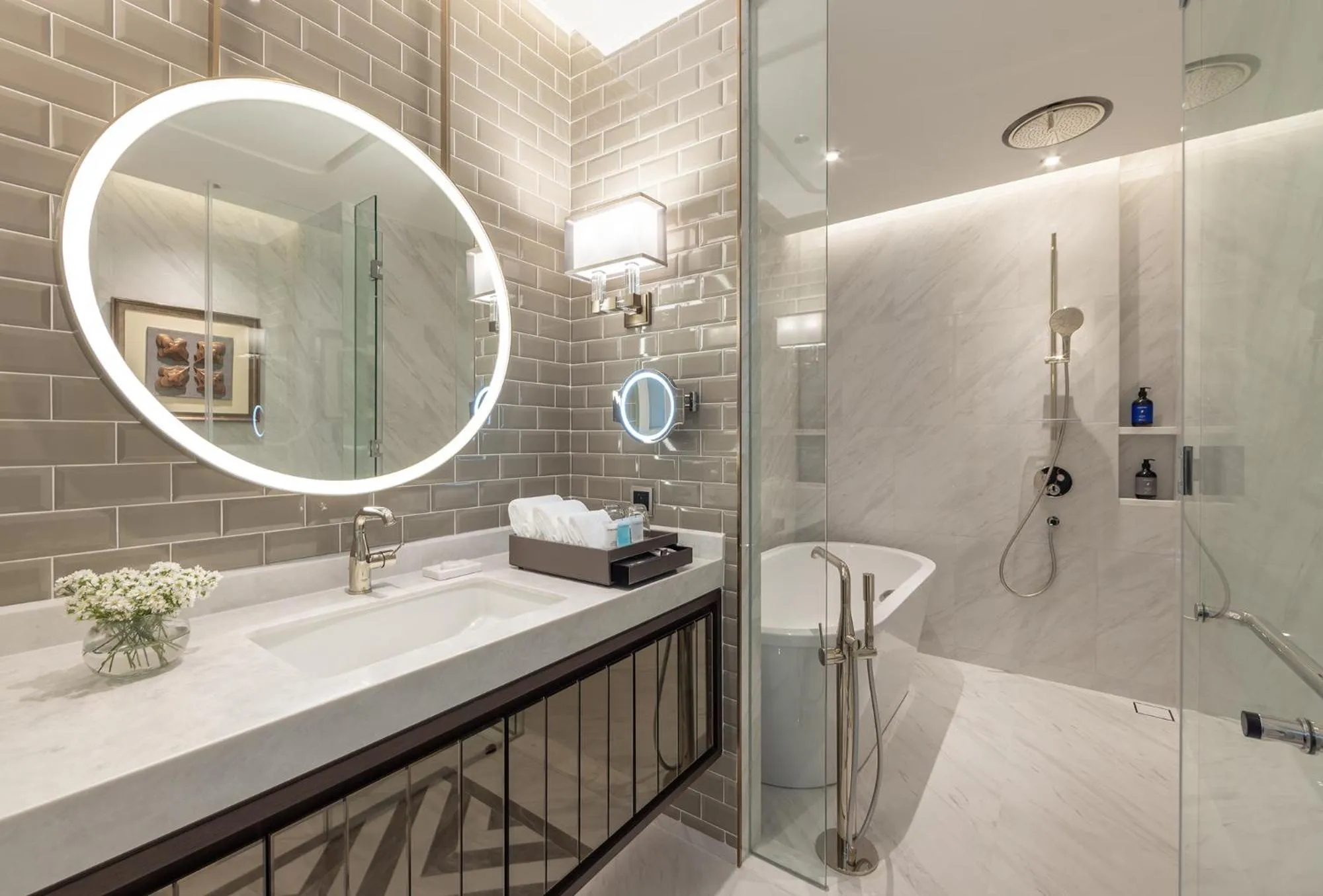 Bathroom in Eastin Grand Hotel Phayathai