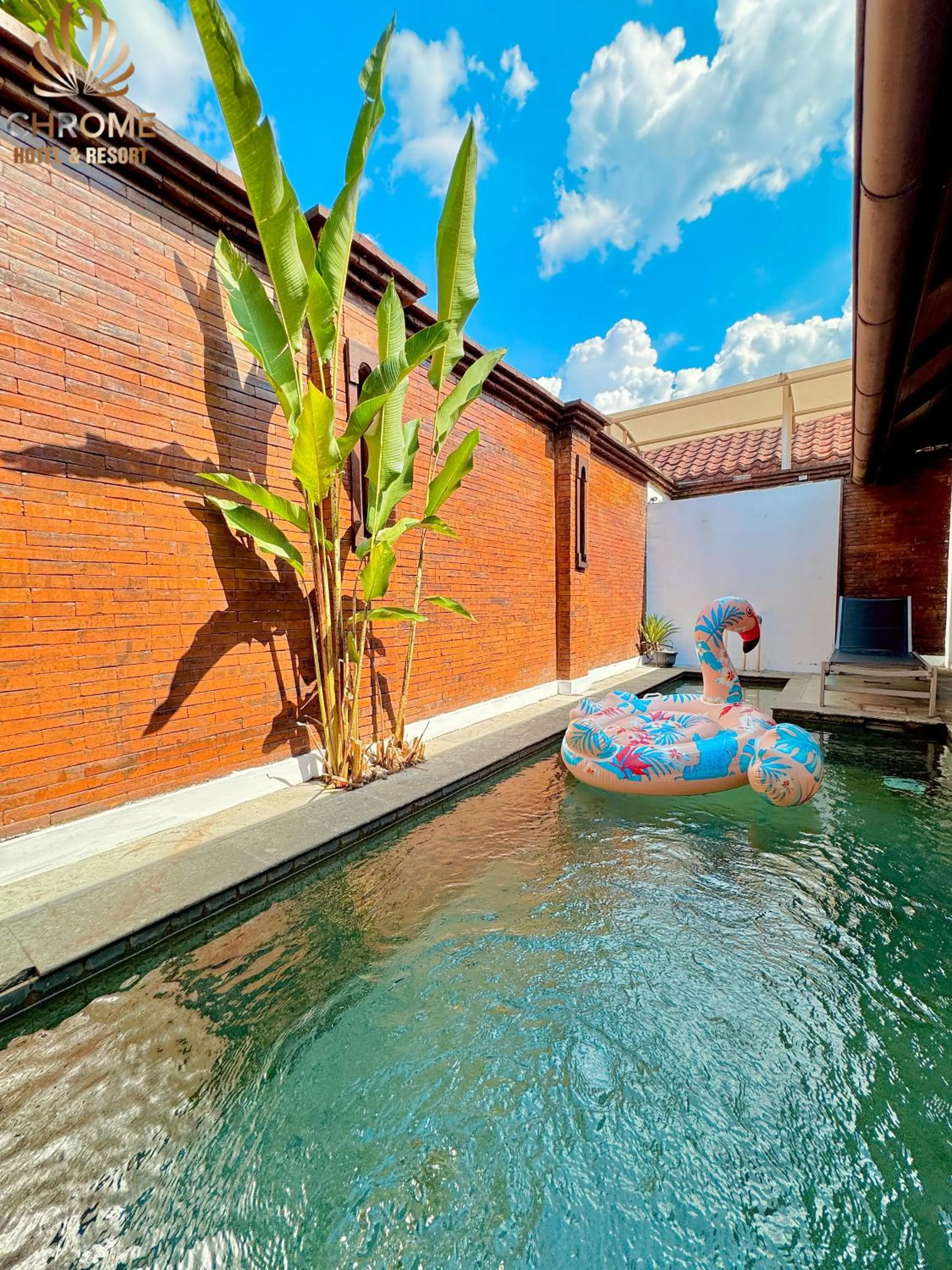 Swimming pool in chrome hotel & resort solo