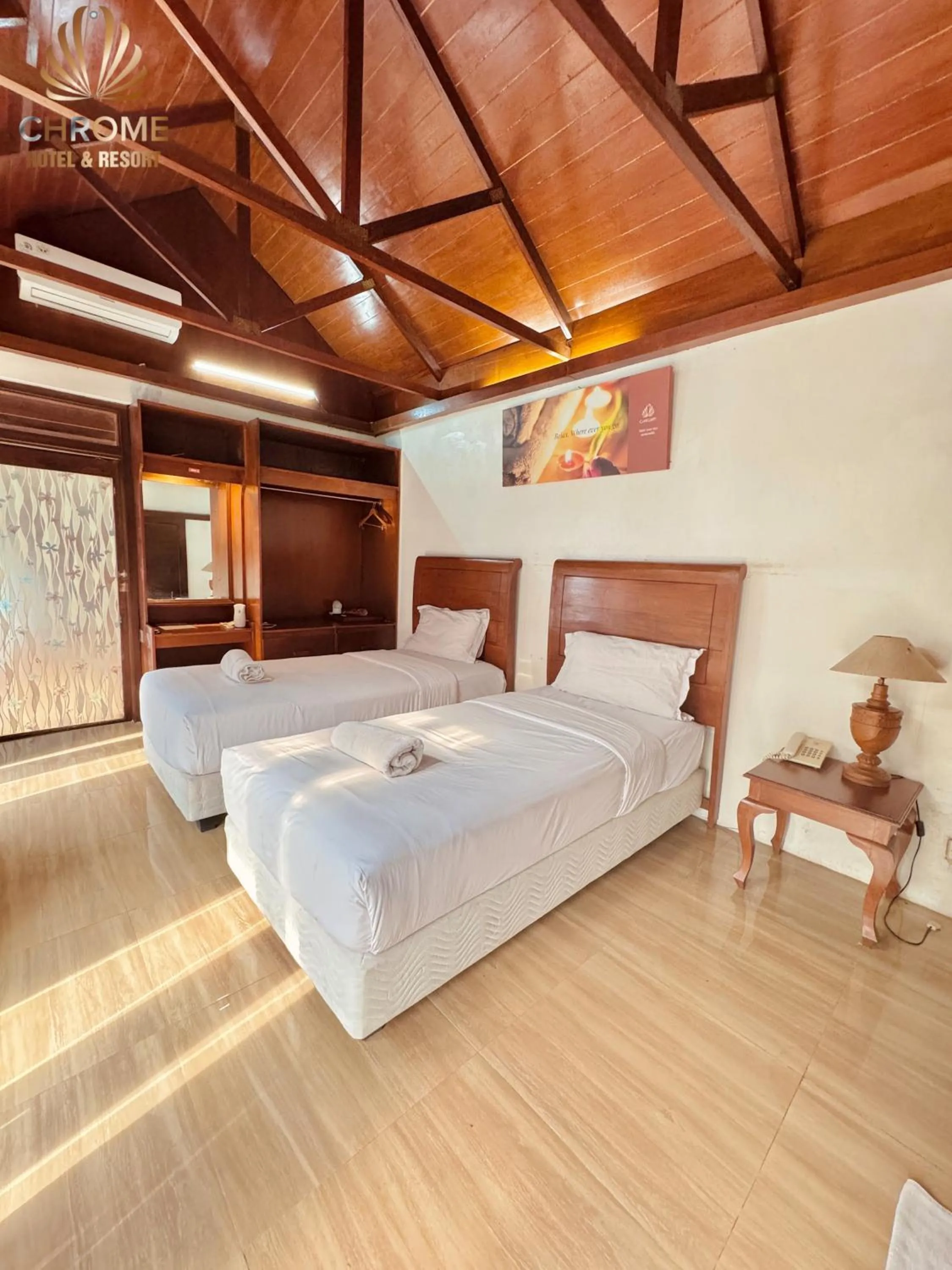 Bedroom, Bed in chrome hotel & resort solo