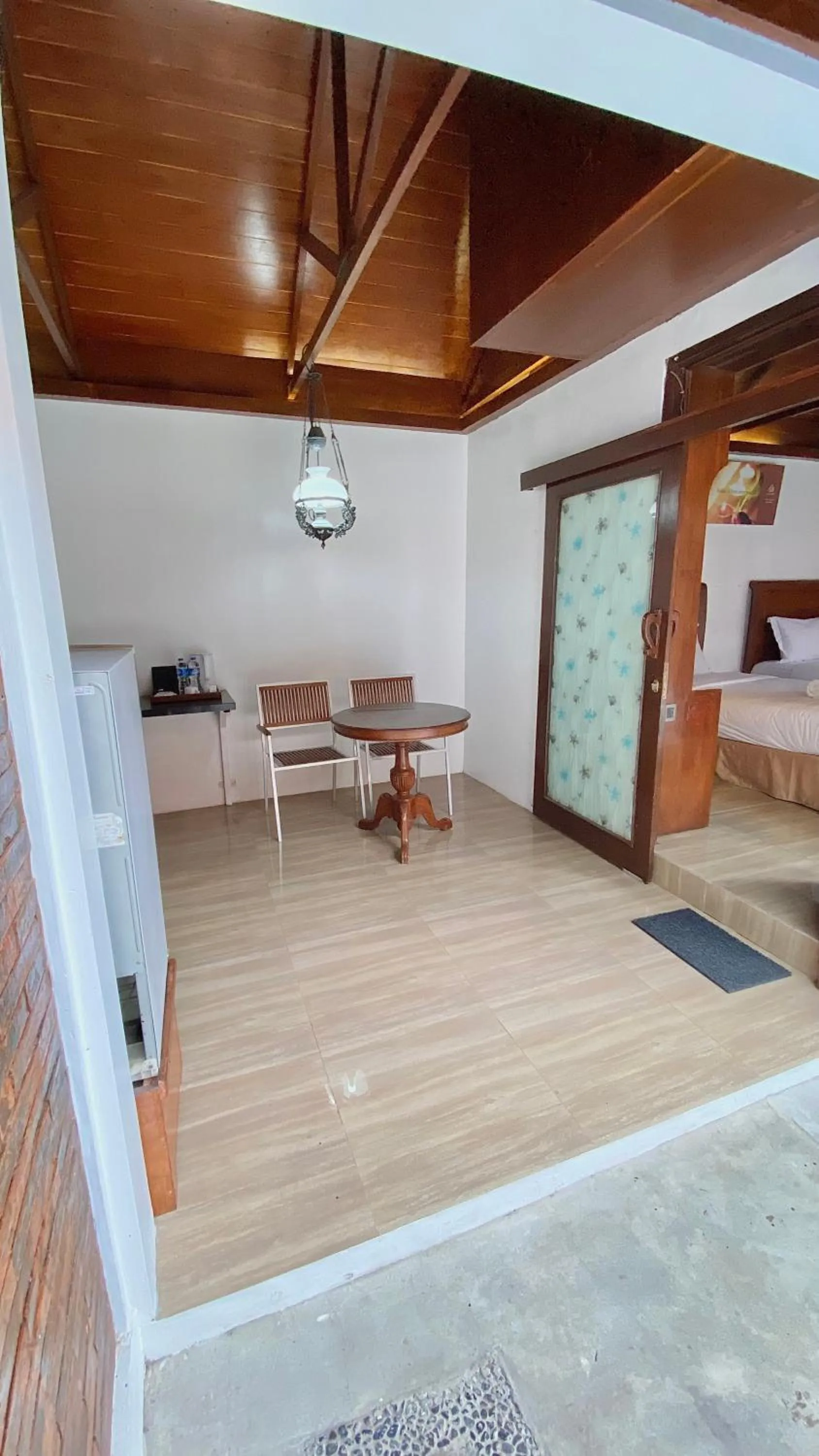 chrome hotel & resort solo