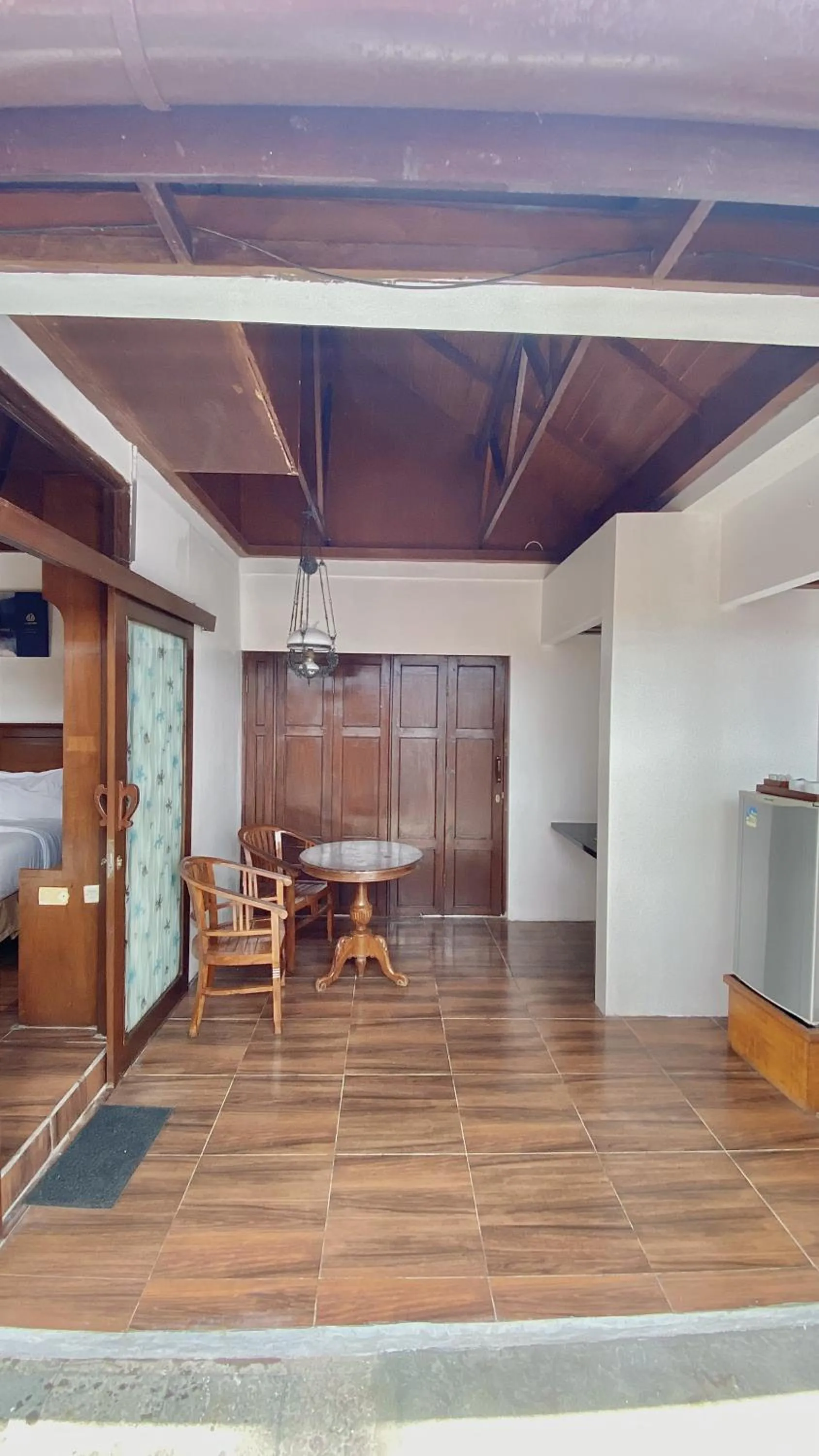 chrome hotel & resort solo