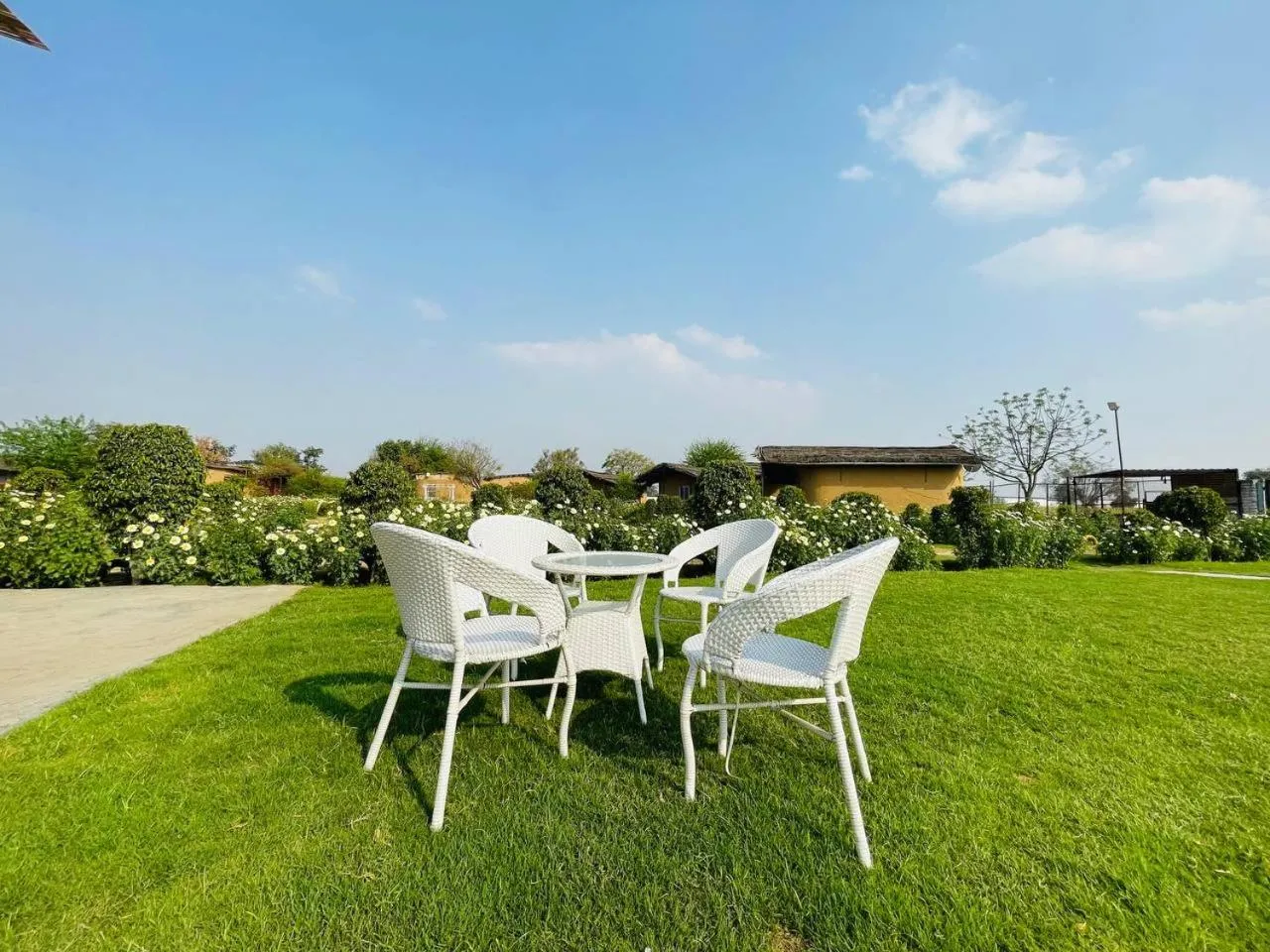 Garden view in Arise Ethnic Village Resort - Manesar Bilaspur