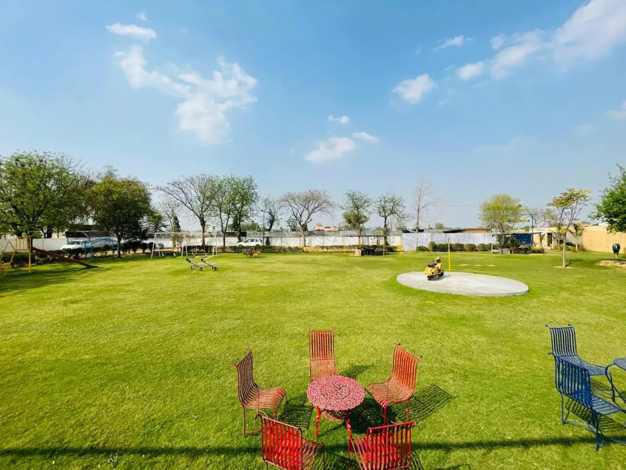 Garden view in Arise Ethnic Village Resort - Manesar Bilaspur