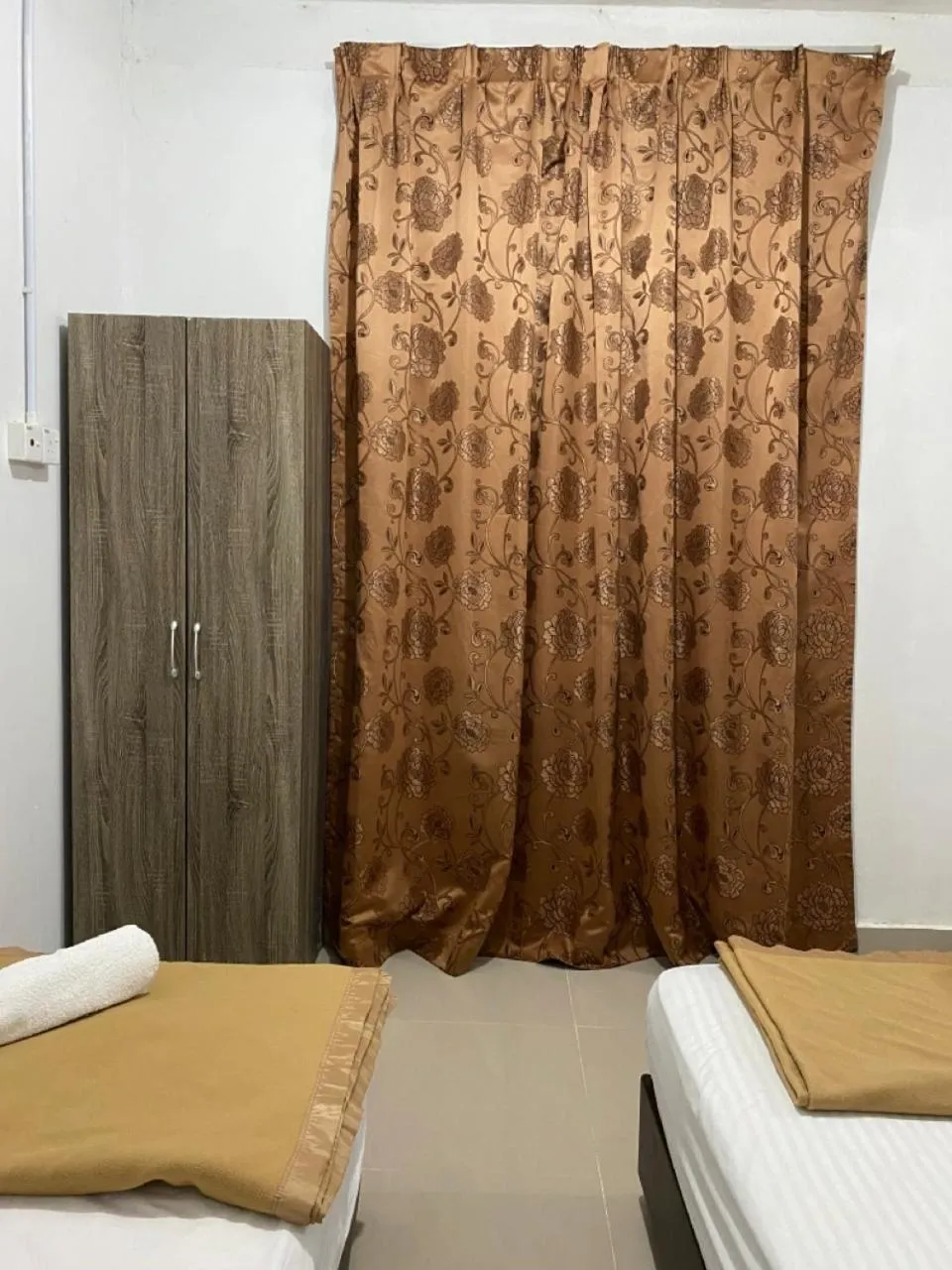 Bed in Raihan Beach Resort