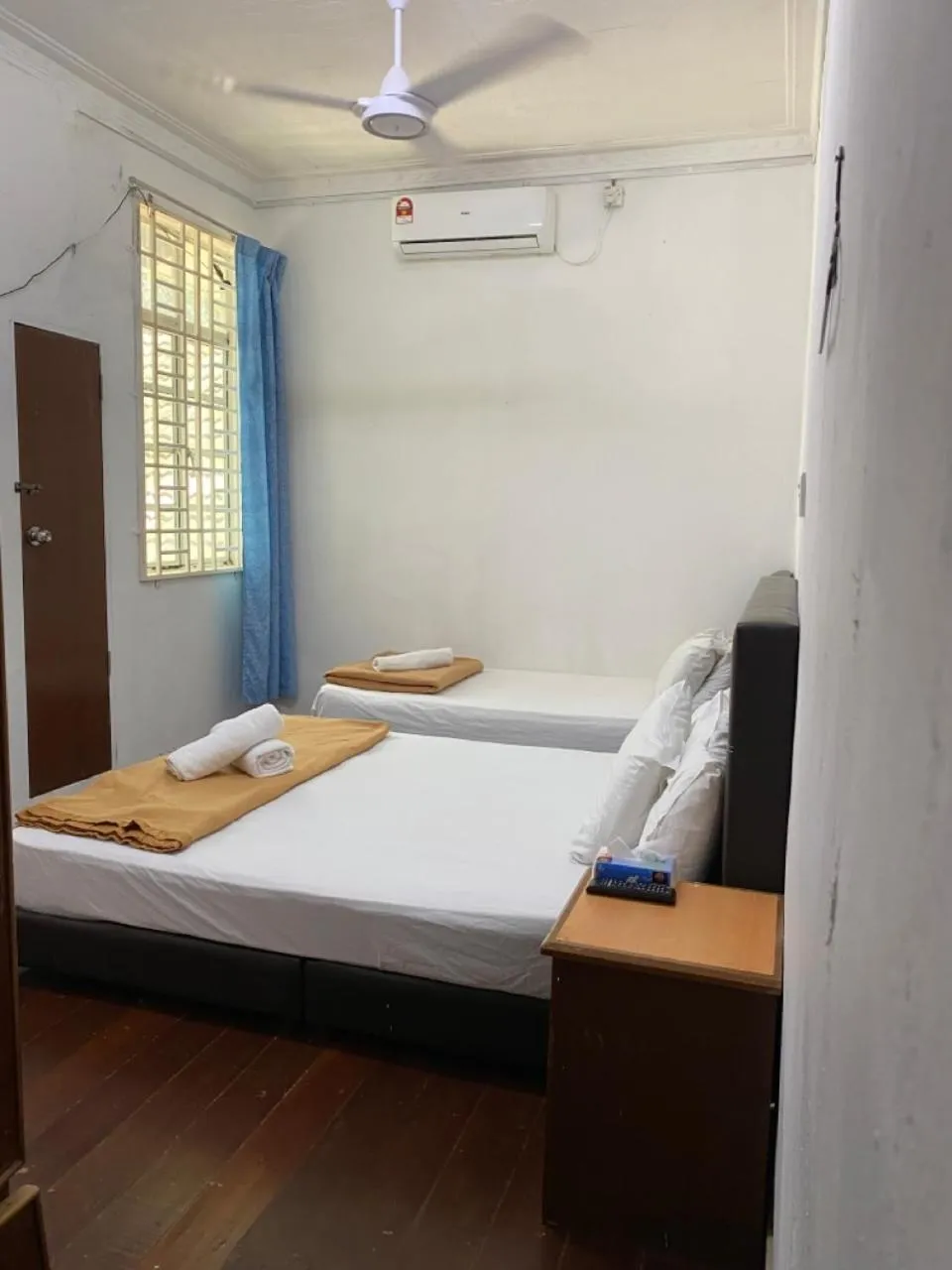 Bed in Raihan Beach Resort