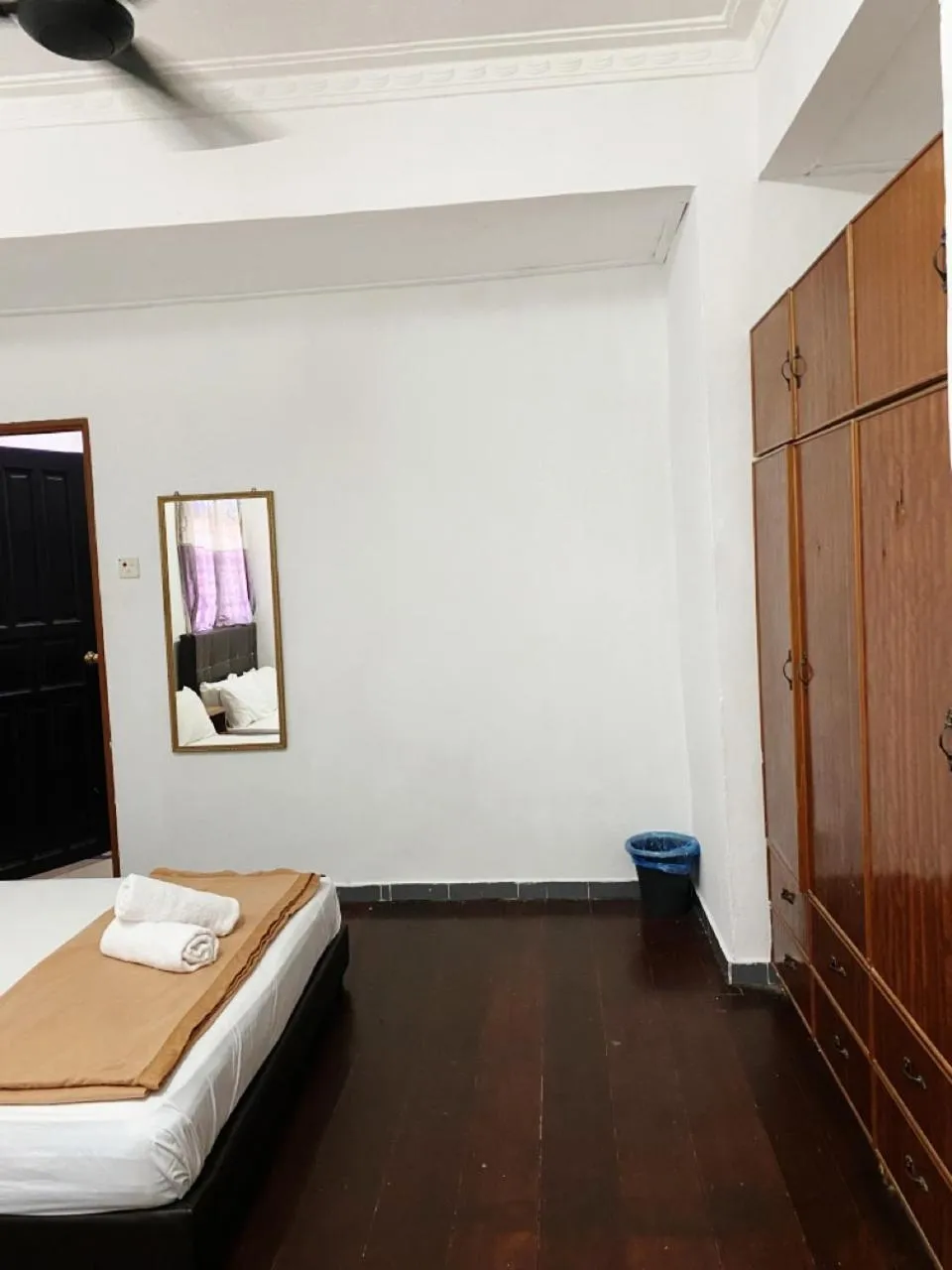 Bed in Raihan Beach Resort