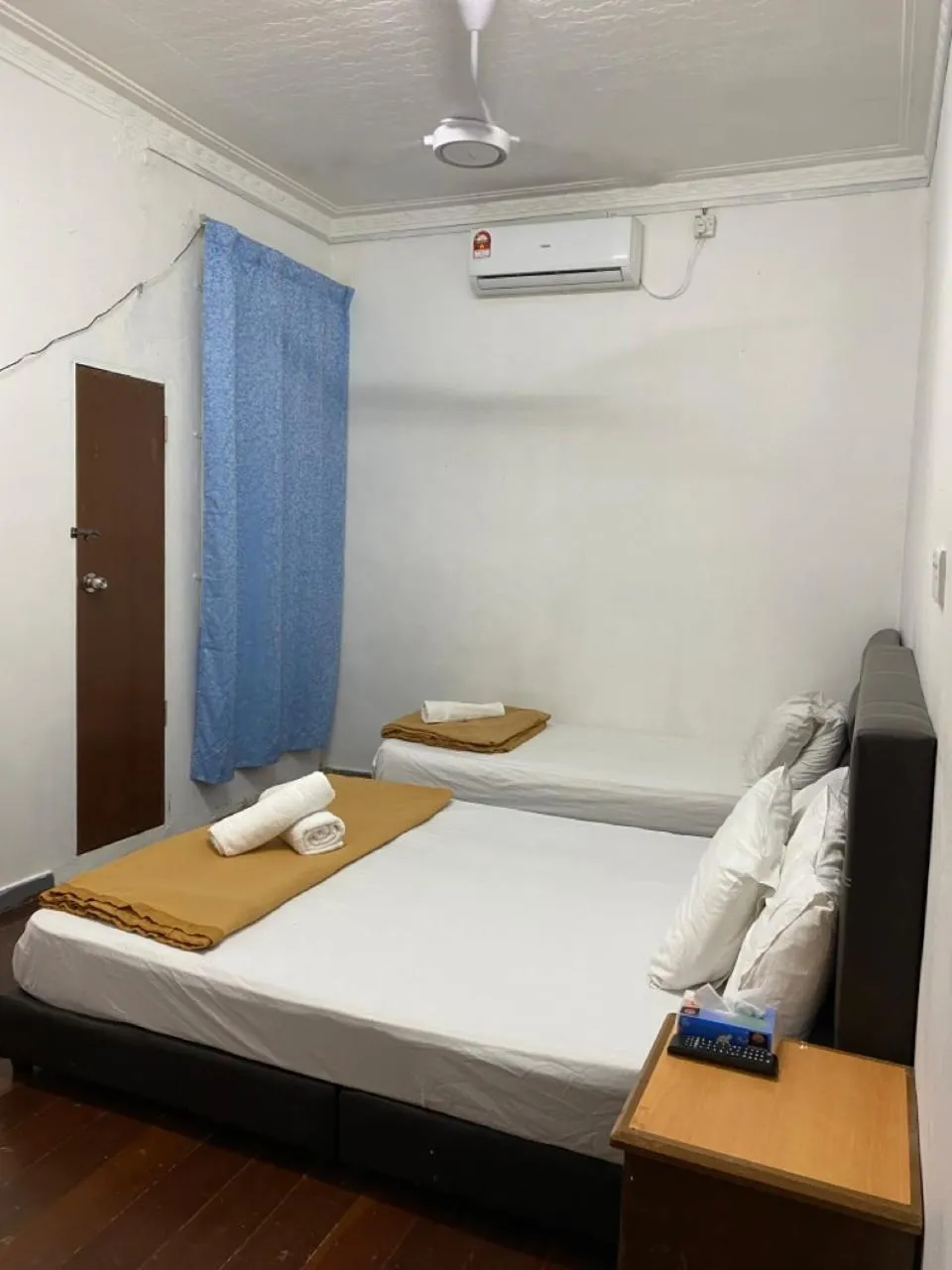 Bed in Raihan Beach Resort