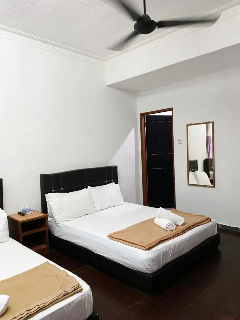 Bed in Raihan Beach Resort