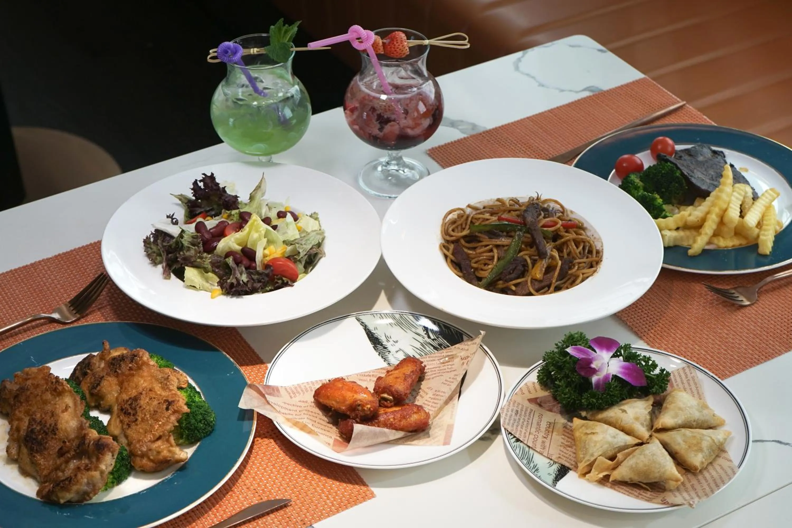 Restaurant/places to eat in Arthur Hotel Luogang Xiangang Metro Guangzhou-Free Breakfast and Free Afternoon Tea