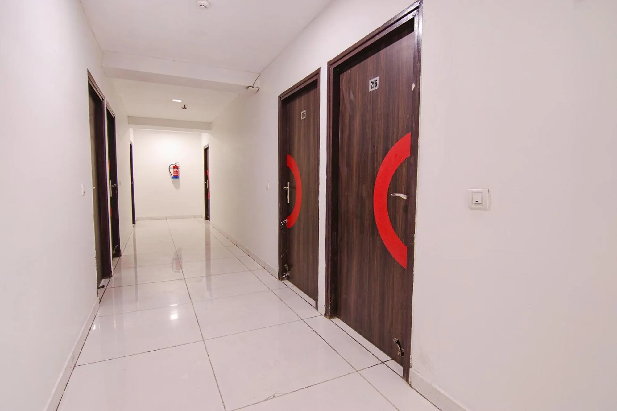Lobby or reception in FabHotel Moro Rohini Sector 11