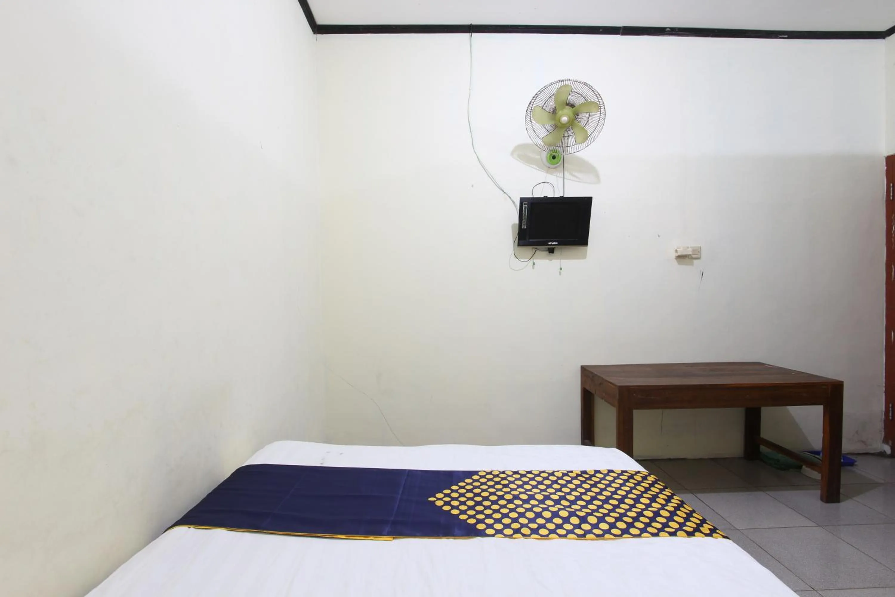 Bedroom, Bed in Hotel O Penginapan Tanjung Alang Syariah