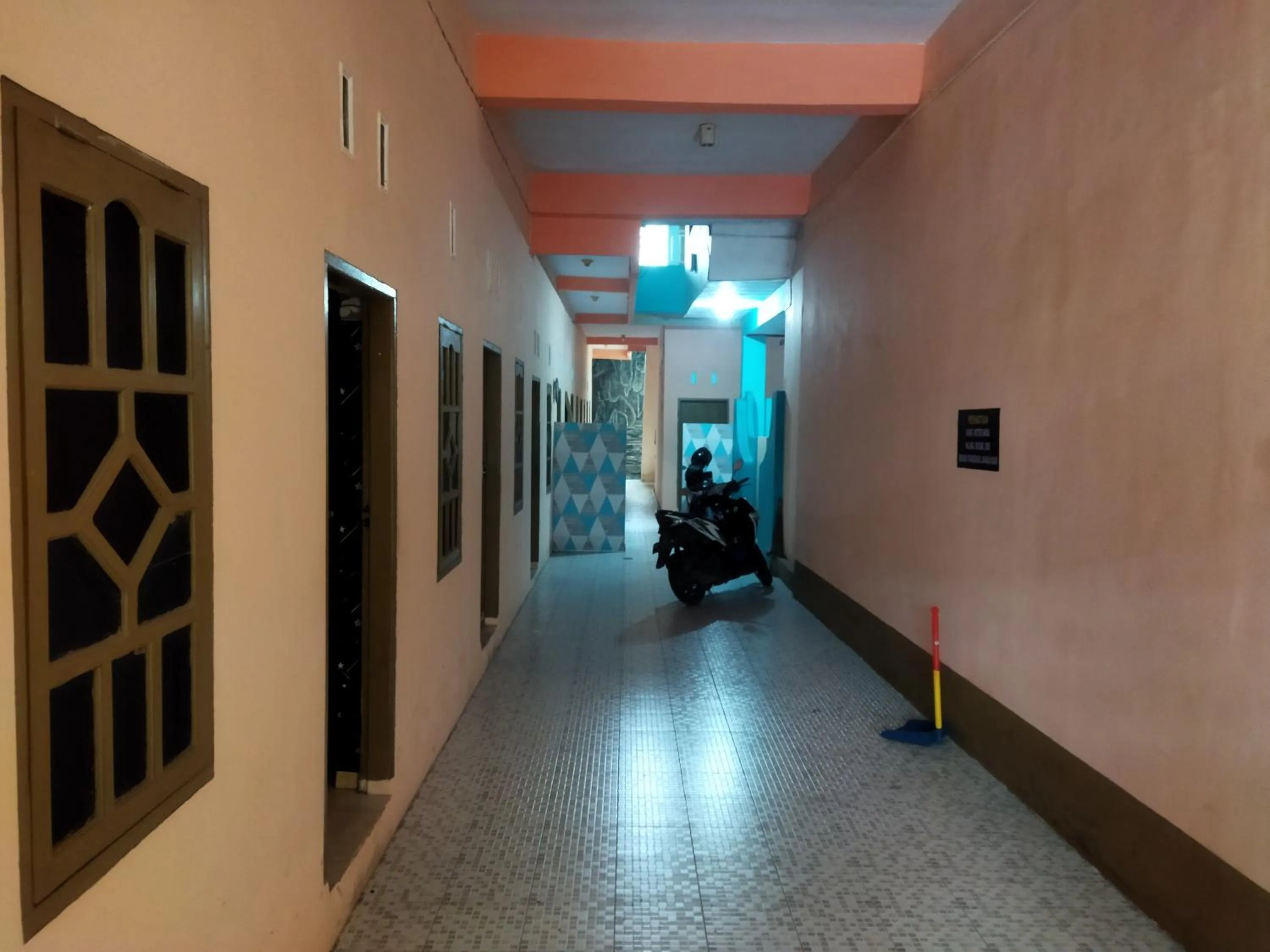 Lobby or reception in Hotel O Penginapan Tanjung Alang Syariah