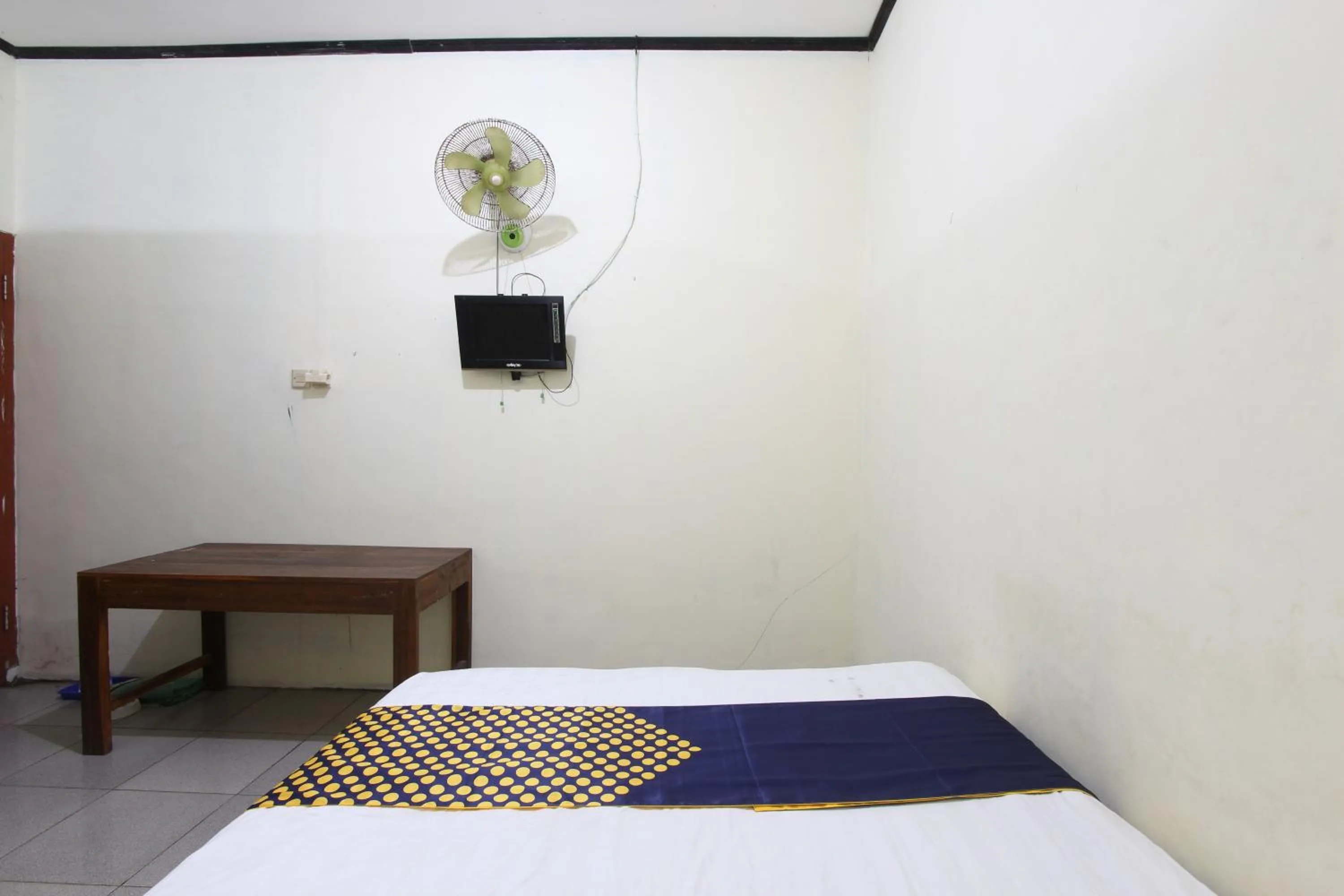 Bedroom, Bed in Hotel O Penginapan Tanjung Alang Syariah