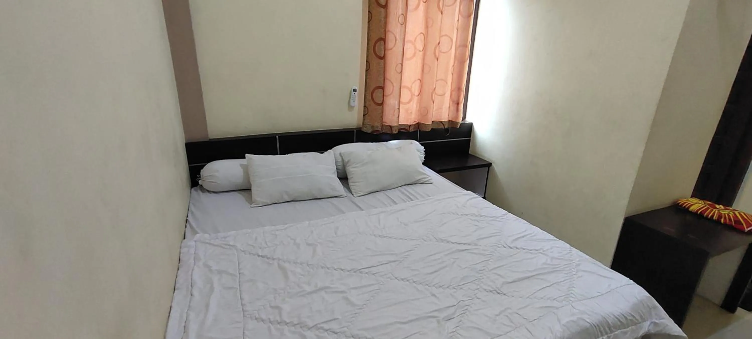 Bedroom in Hotel O Tris